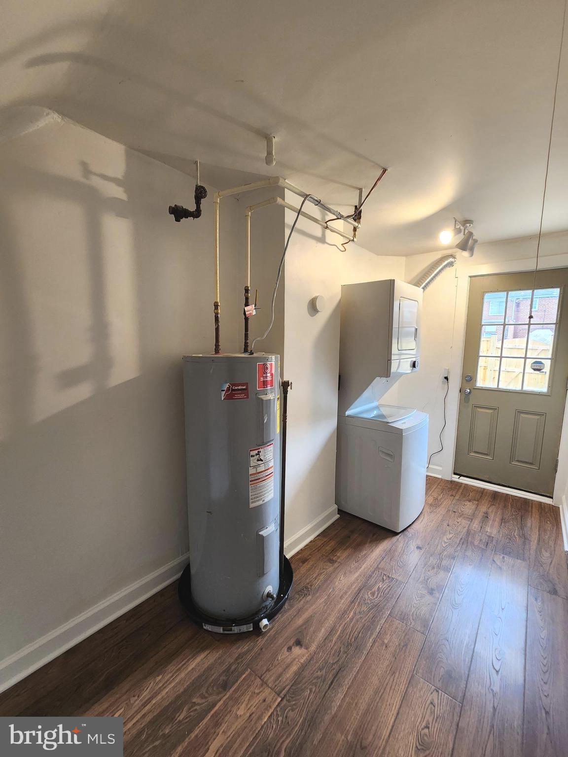 KENWOOD TOWERS - Residential Lease