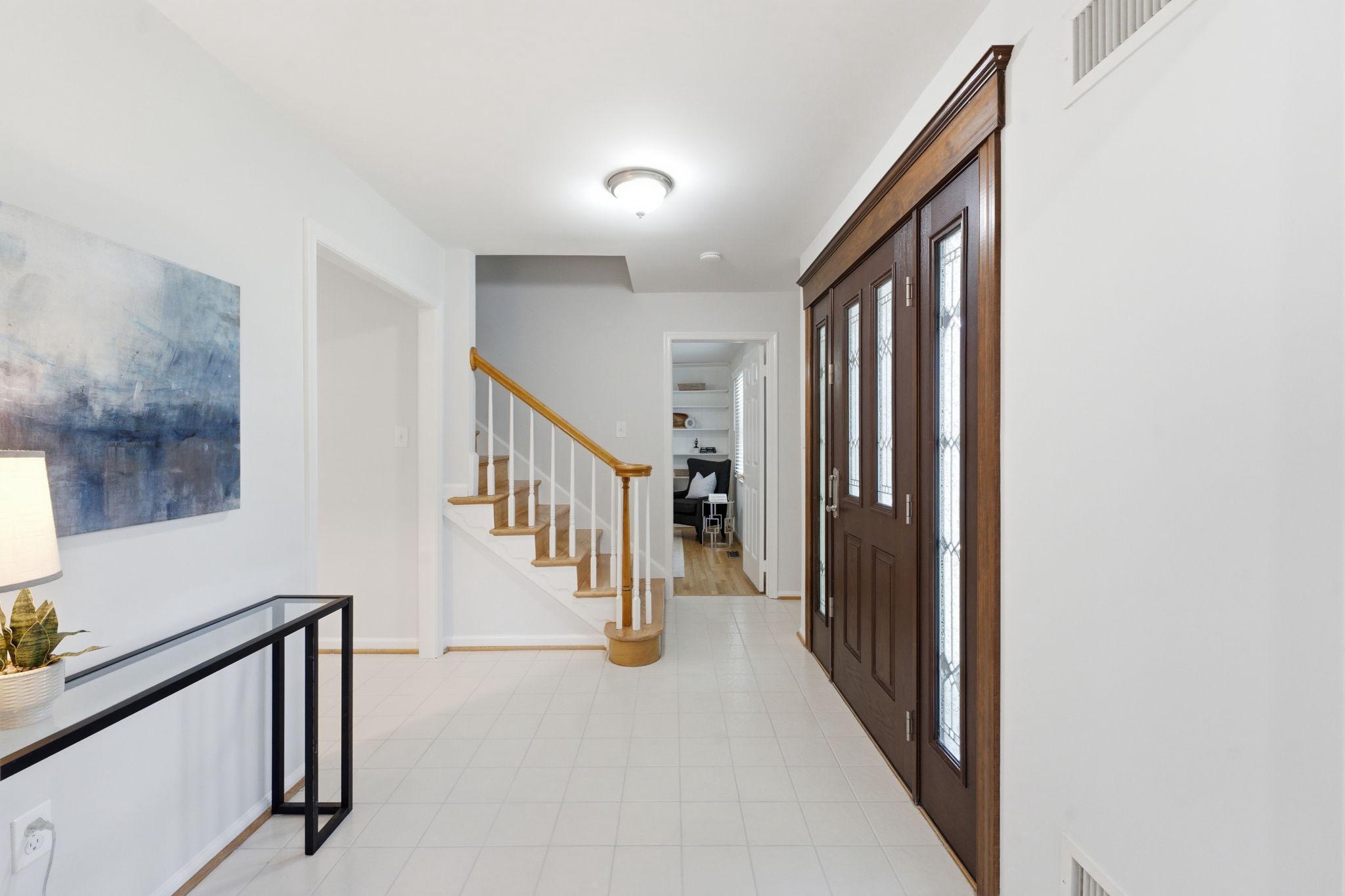 8105 BUCKSPARK LANE E