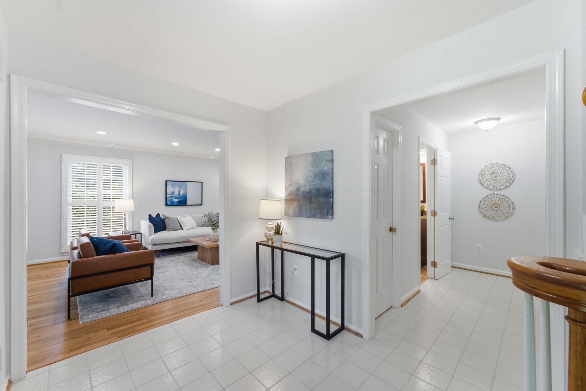8105 BUCKSPARK LANE E