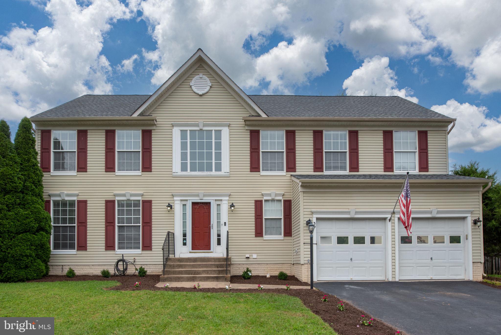 39 VILLAGE GROVE ROAD
