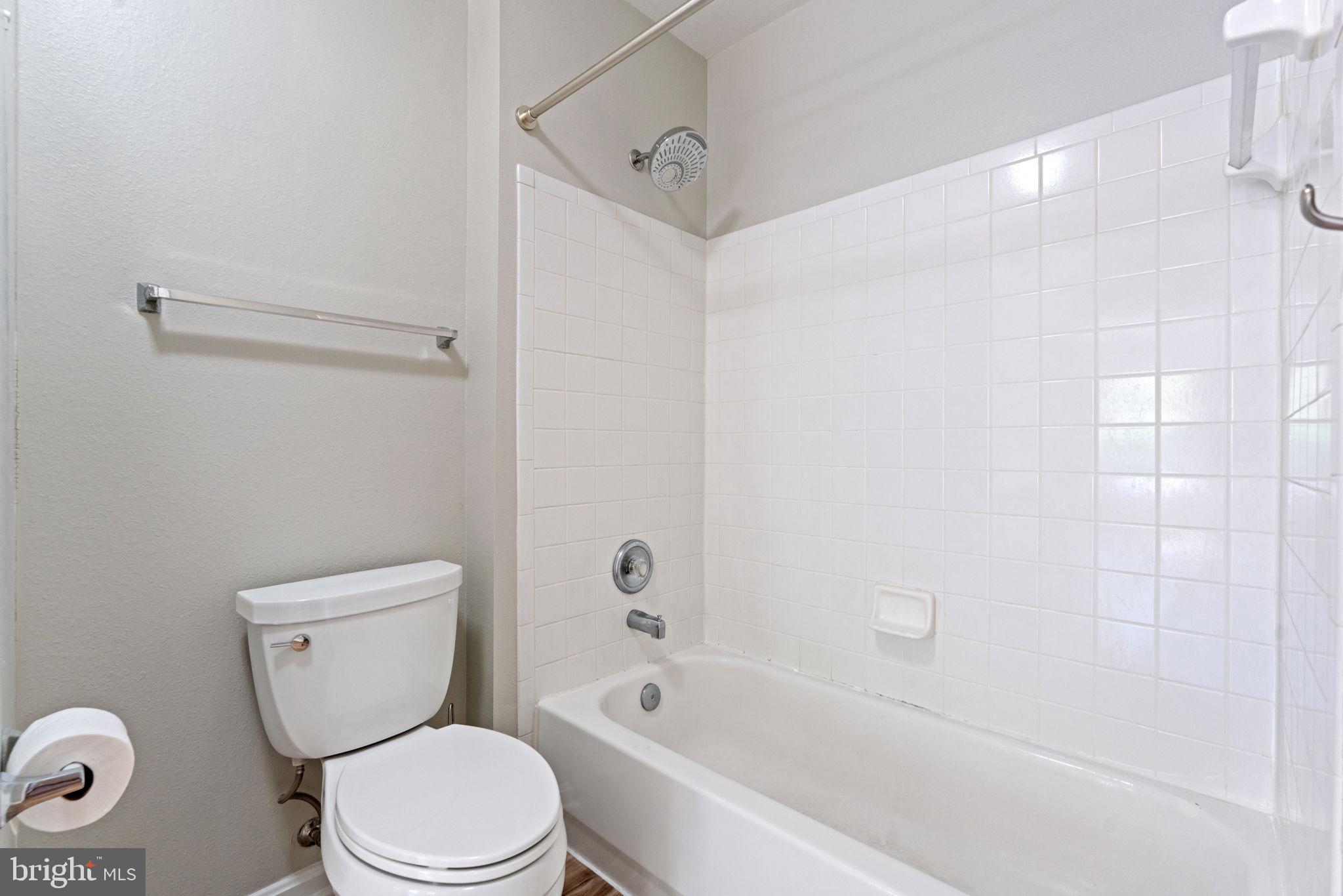 GATES OF FAIR LAKES - Residential