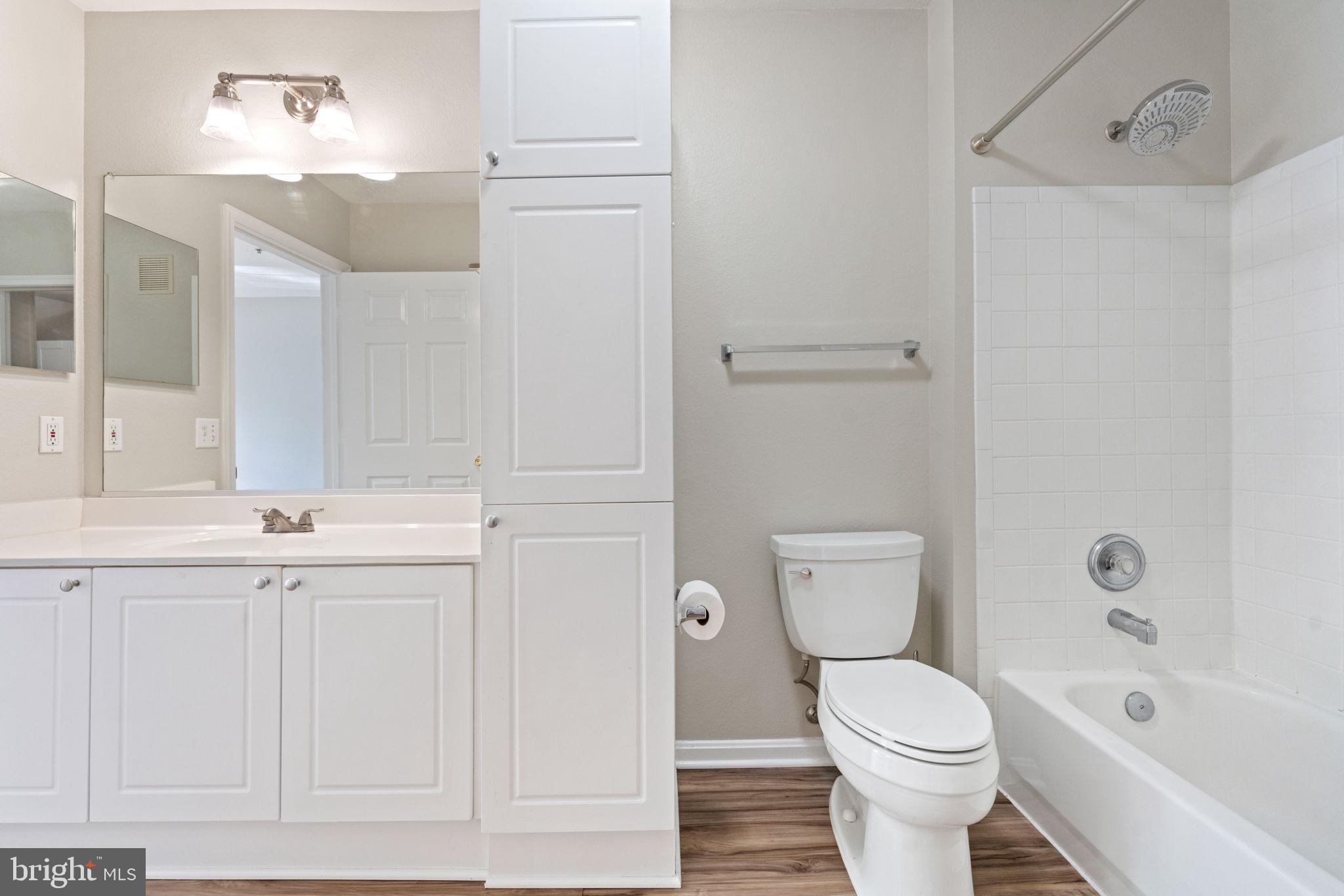 GATES OF FAIR LAKES - Residential