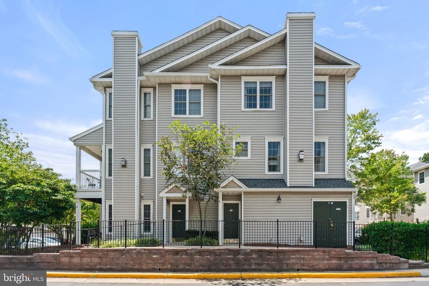 Immaculate and remodeled 1 bedroom, 1 bath corner unit  condo available for immediate occupancy.  First floor, no stairs. Luxury vinyl plank flooring throughout. Living room with sliding glass door to a outdoor patio with table and two chairs. Renovated kitchen with stainless appliances and granite countertops.  Full size washer and dryer in separate laundry room. Updated bath with large vanity and tub/shower combination. One reserved parking space #50 + ample visitor parking. Condo amenities include a fitness center, clubhouse, meeting/party rooms, billiards room and outdoor pool...Gated community located close to Fairfax County Parkway, 66, 50, Fair Oaks Mall and Fairfax Corner Shopping and dining.