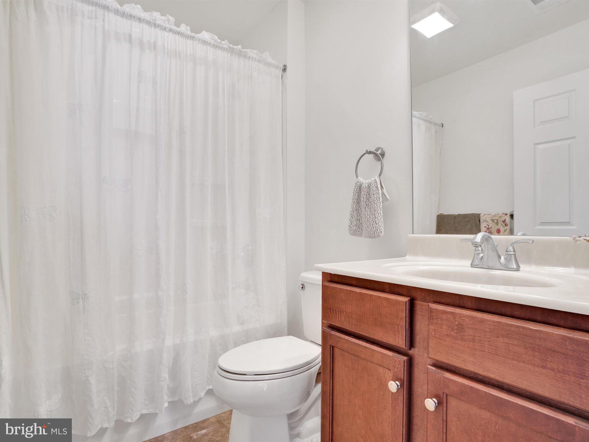 FOUR SEASONS AT ELM TREE - Residential