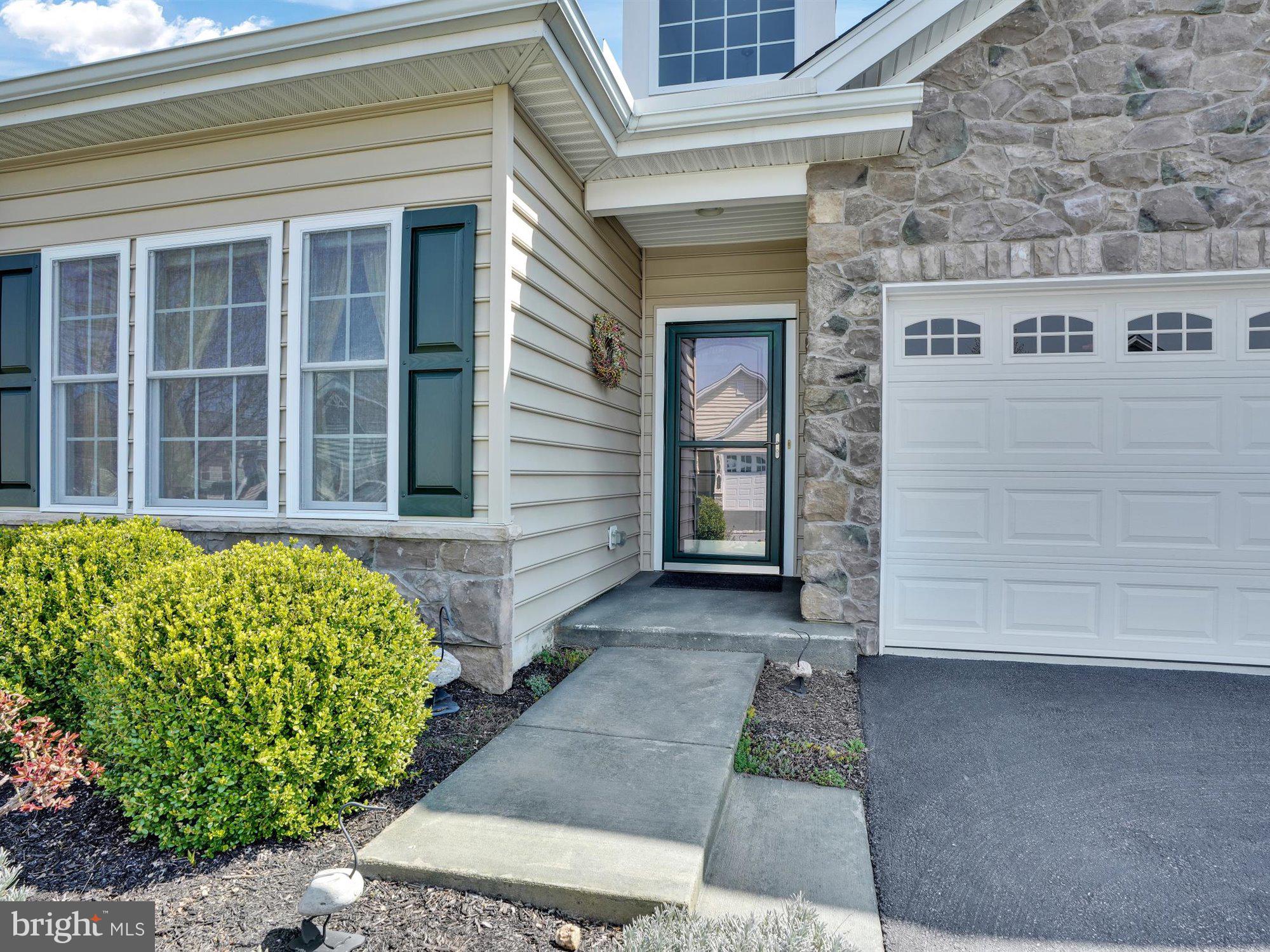 FOUR SEASONS AT ELM TREE - Residential