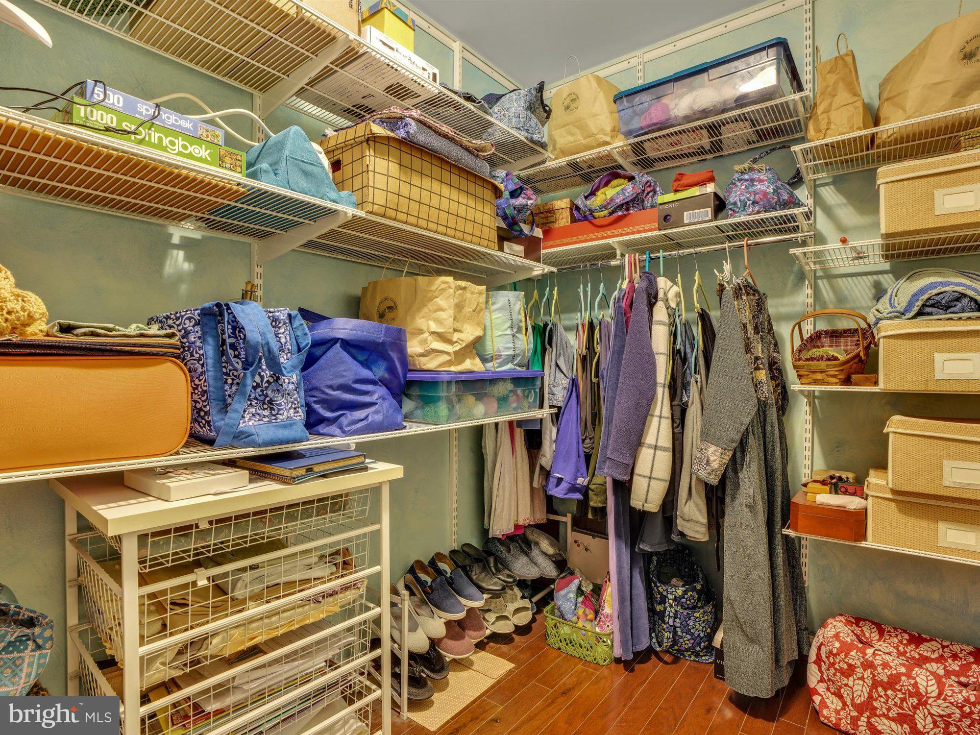 FOUR SEASONS AT ELM TREE - Residential