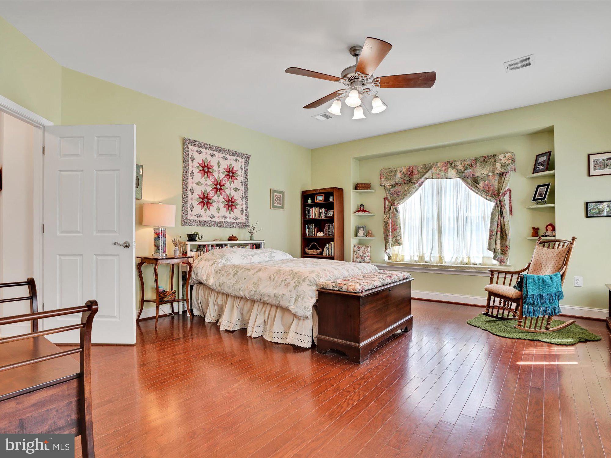 FOUR SEASONS AT ELM TREE - Residential