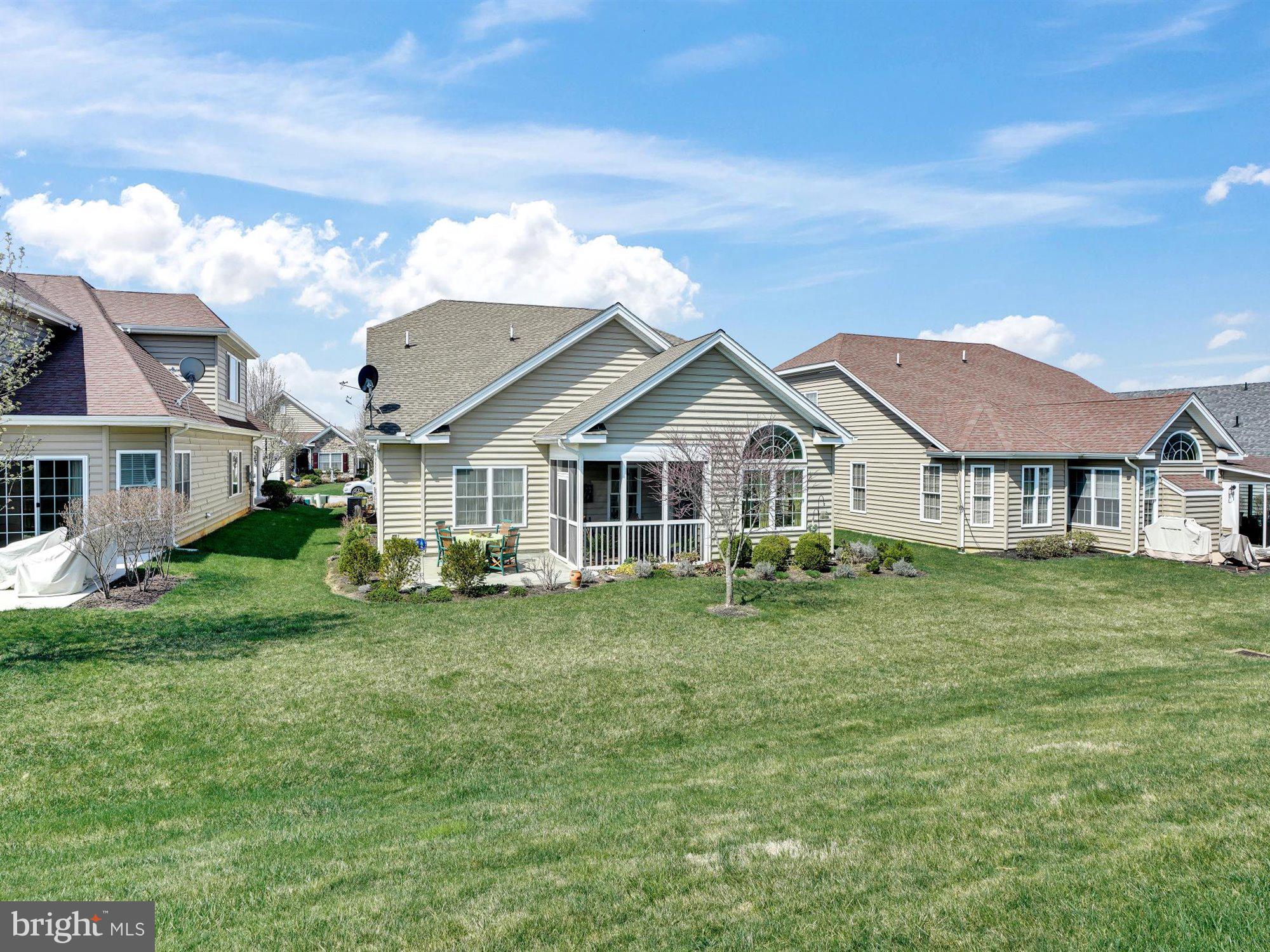 FOUR SEASONS AT ELM TREE - Residential