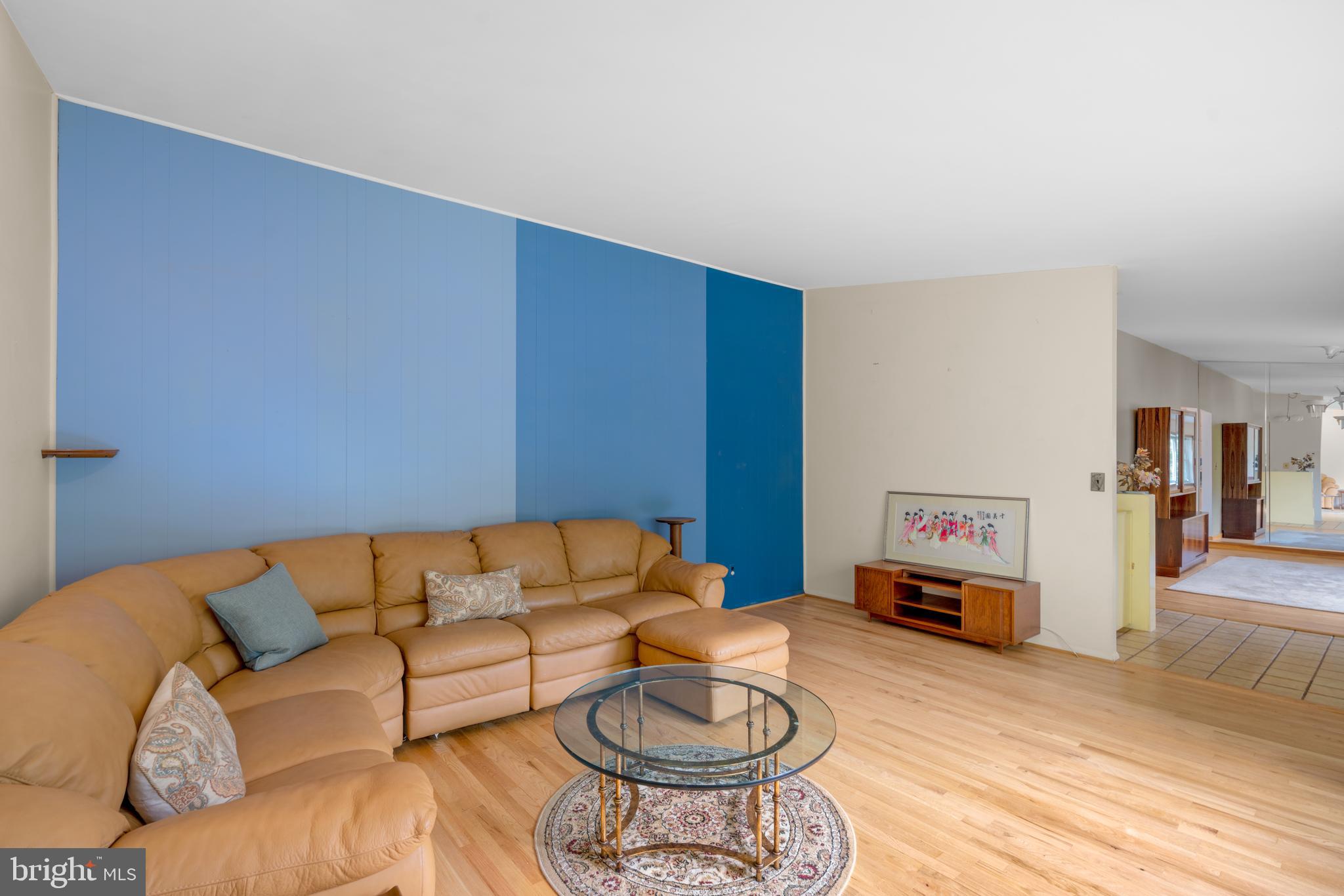 MOUNT WASHINGTON - Residential