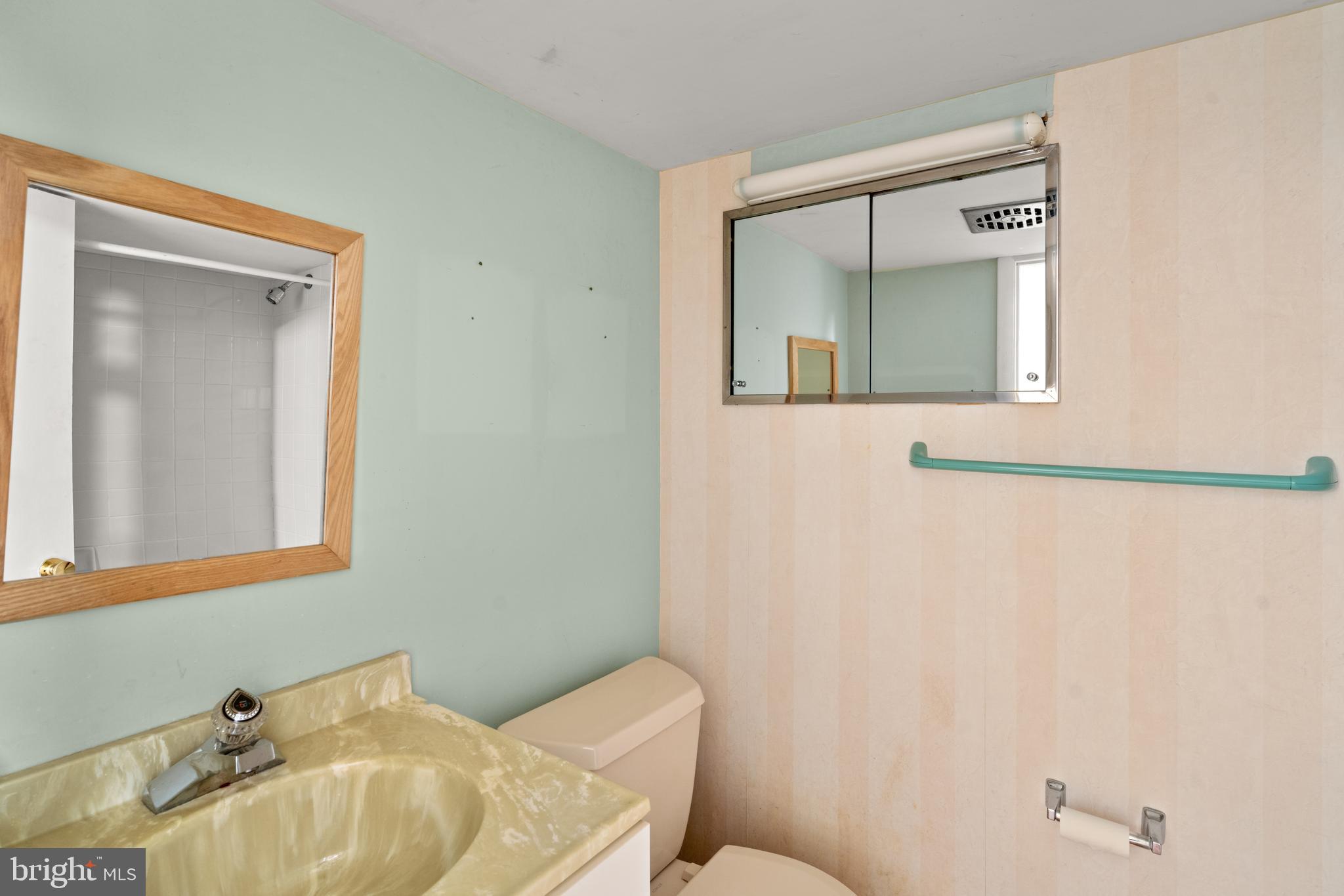 MOUNT WASHINGTON - Residential