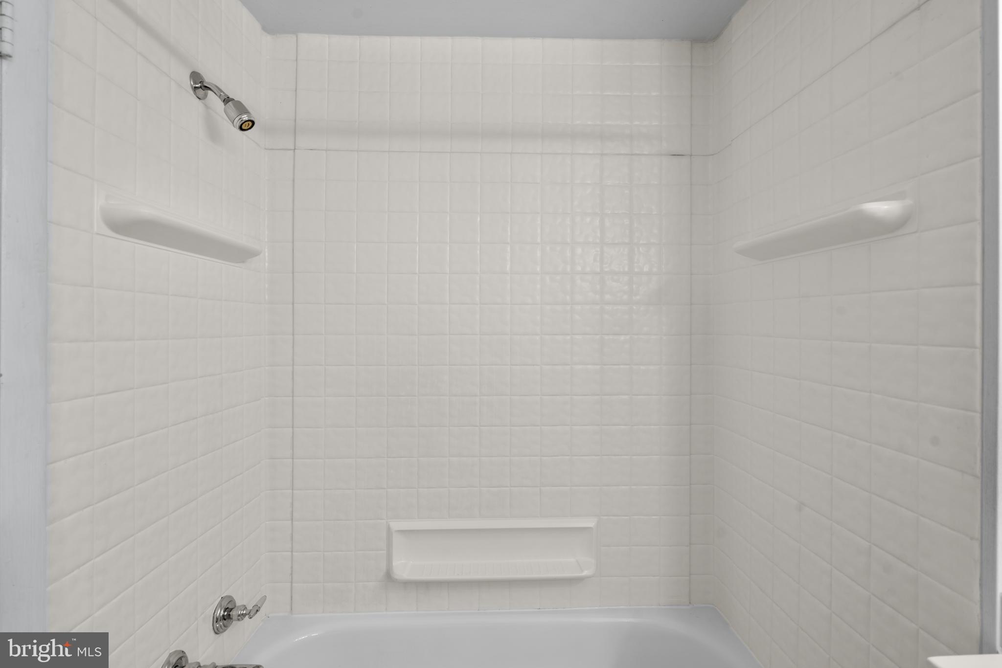 MOUNT WASHINGTON - Residential