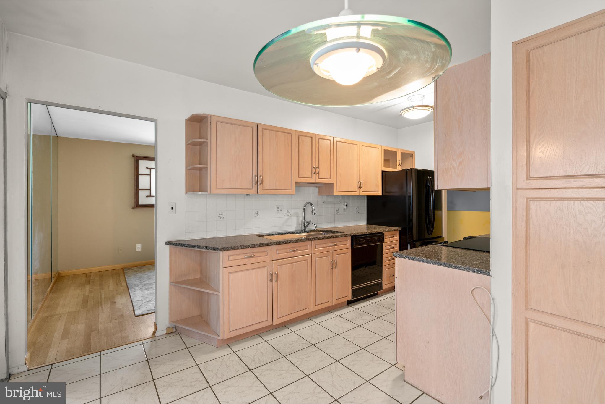 MOUNT WASHINGTON - Residential