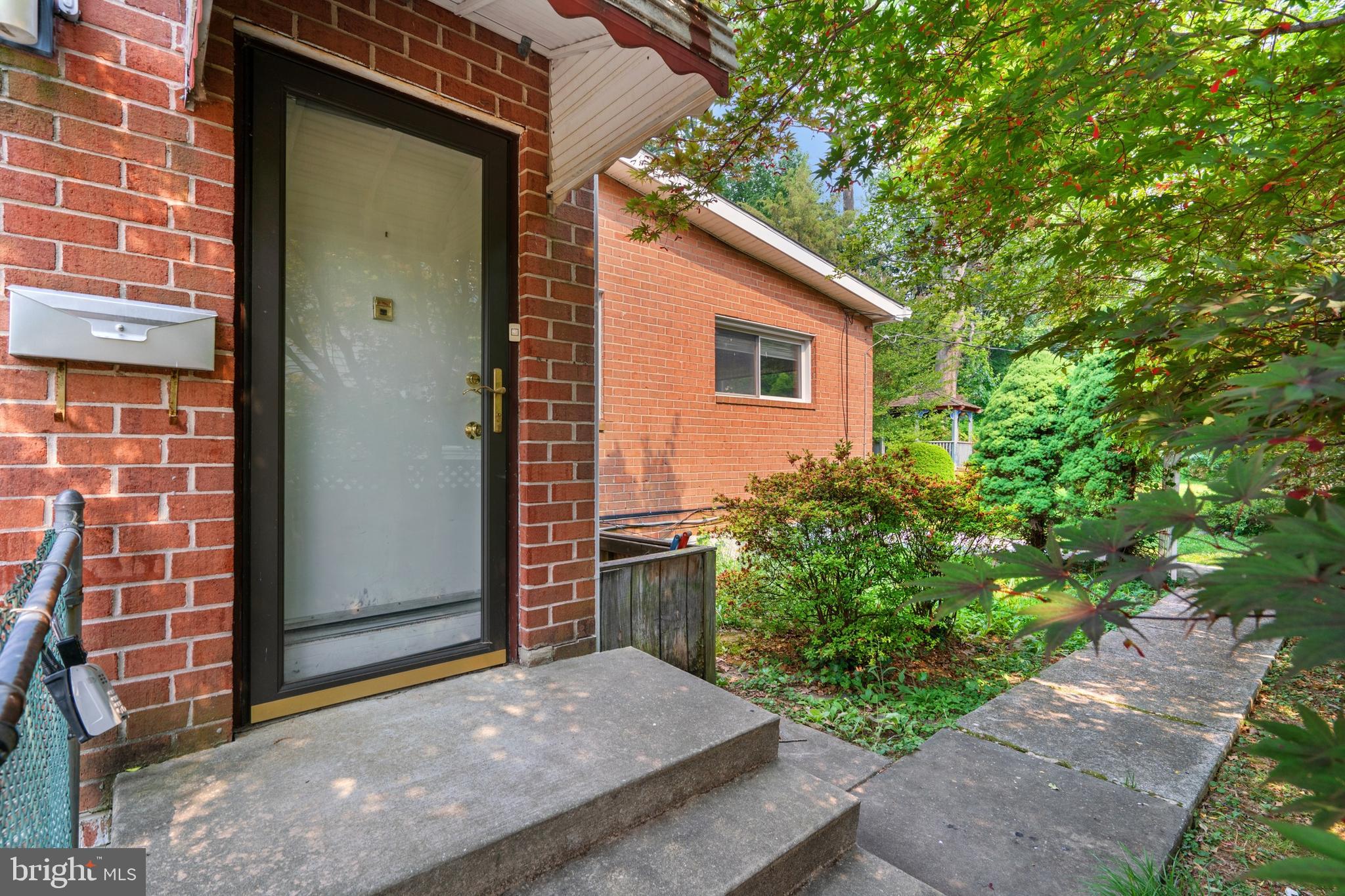 MOUNT WASHINGTON - Residential