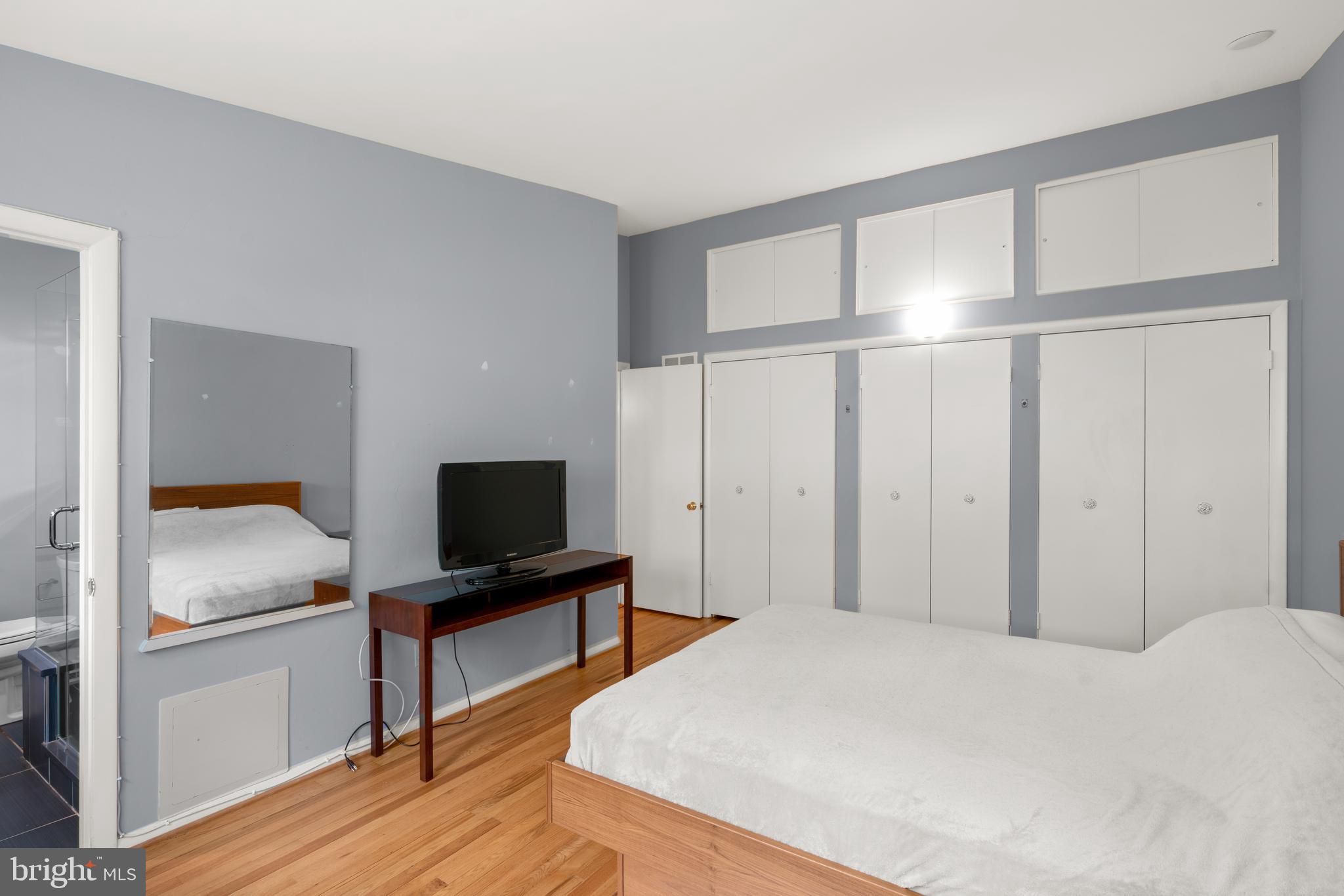 MOUNT WASHINGTON - Residential