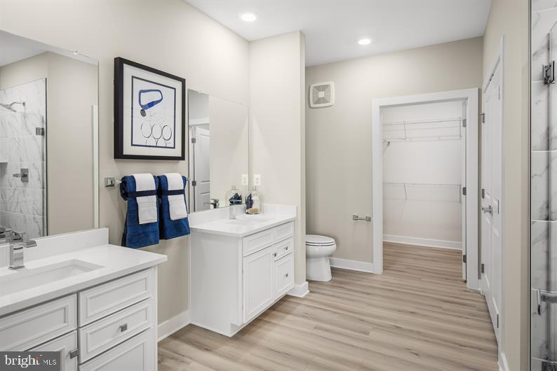 WOODLAND PARK STATION - Residential