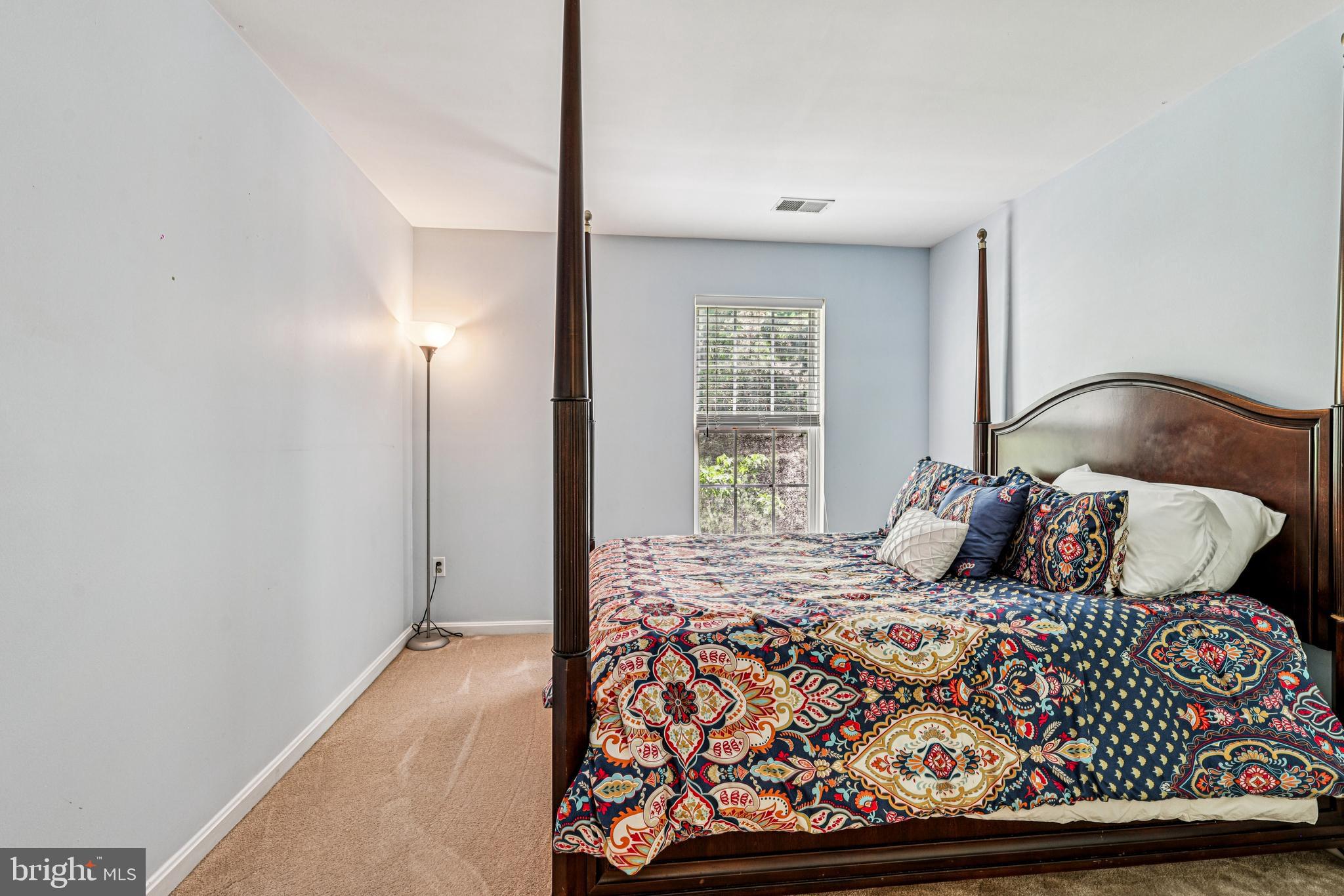 NORTHRIDGE PLAT 33 - Residential