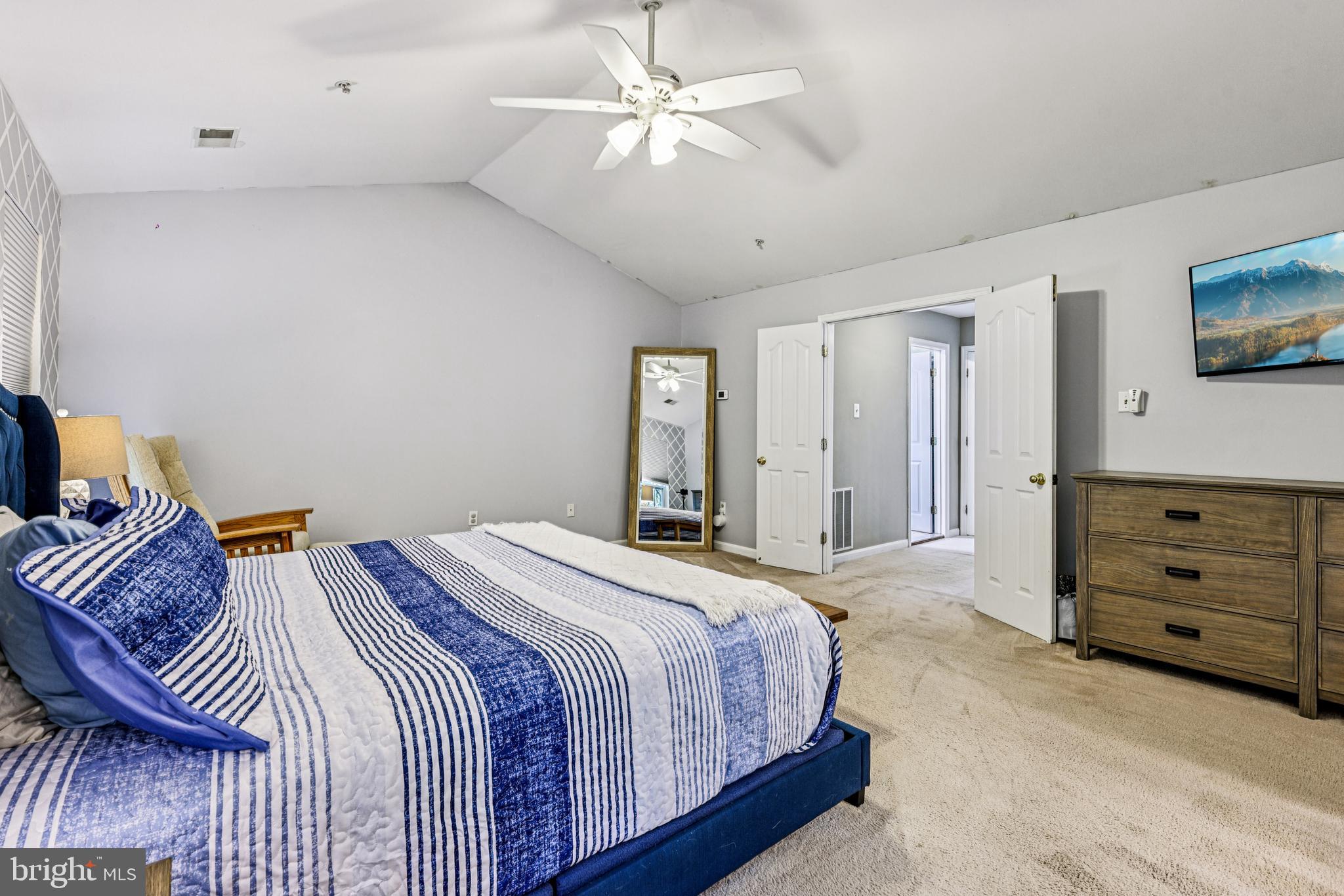 NORTHRIDGE PLAT 33 - Residential