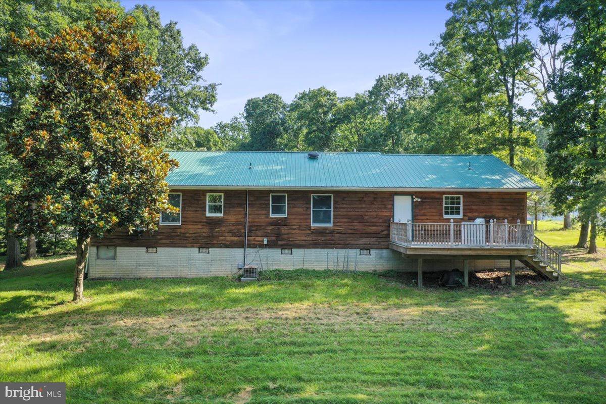 FOXCREST MANOR - Residential