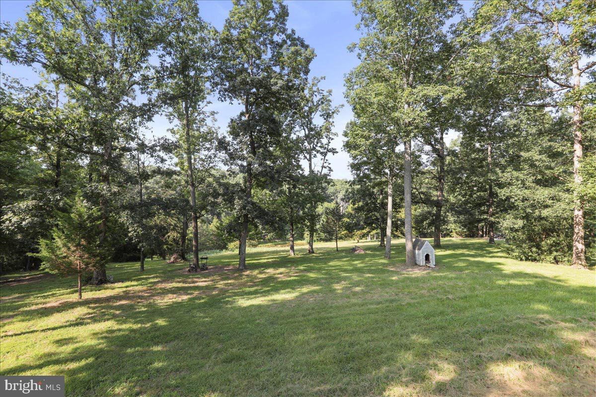 FOXCREST MANOR - Residential