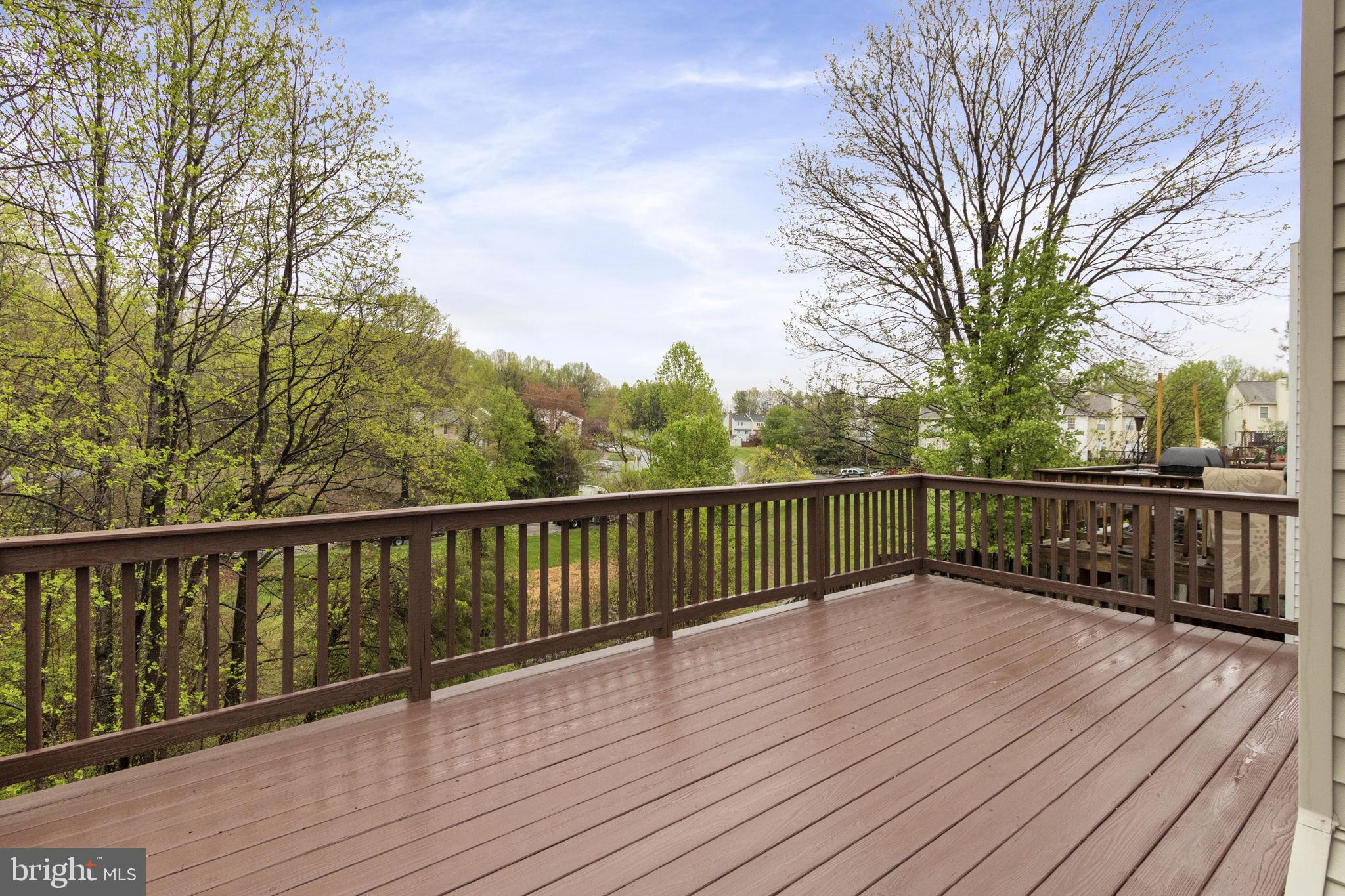 COURTS AT STAFFORD - Residential