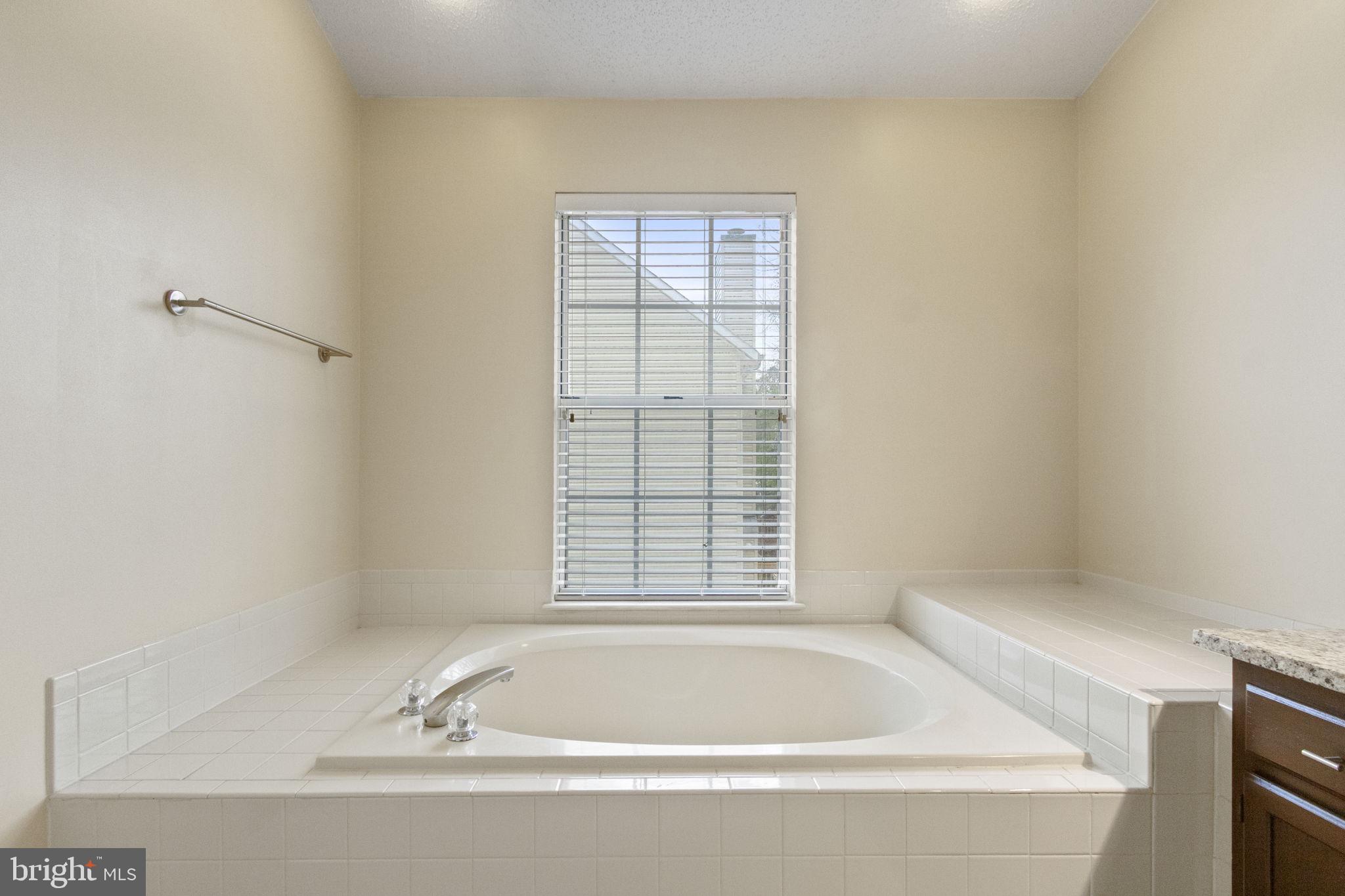 COURTS AT STAFFORD - Residential