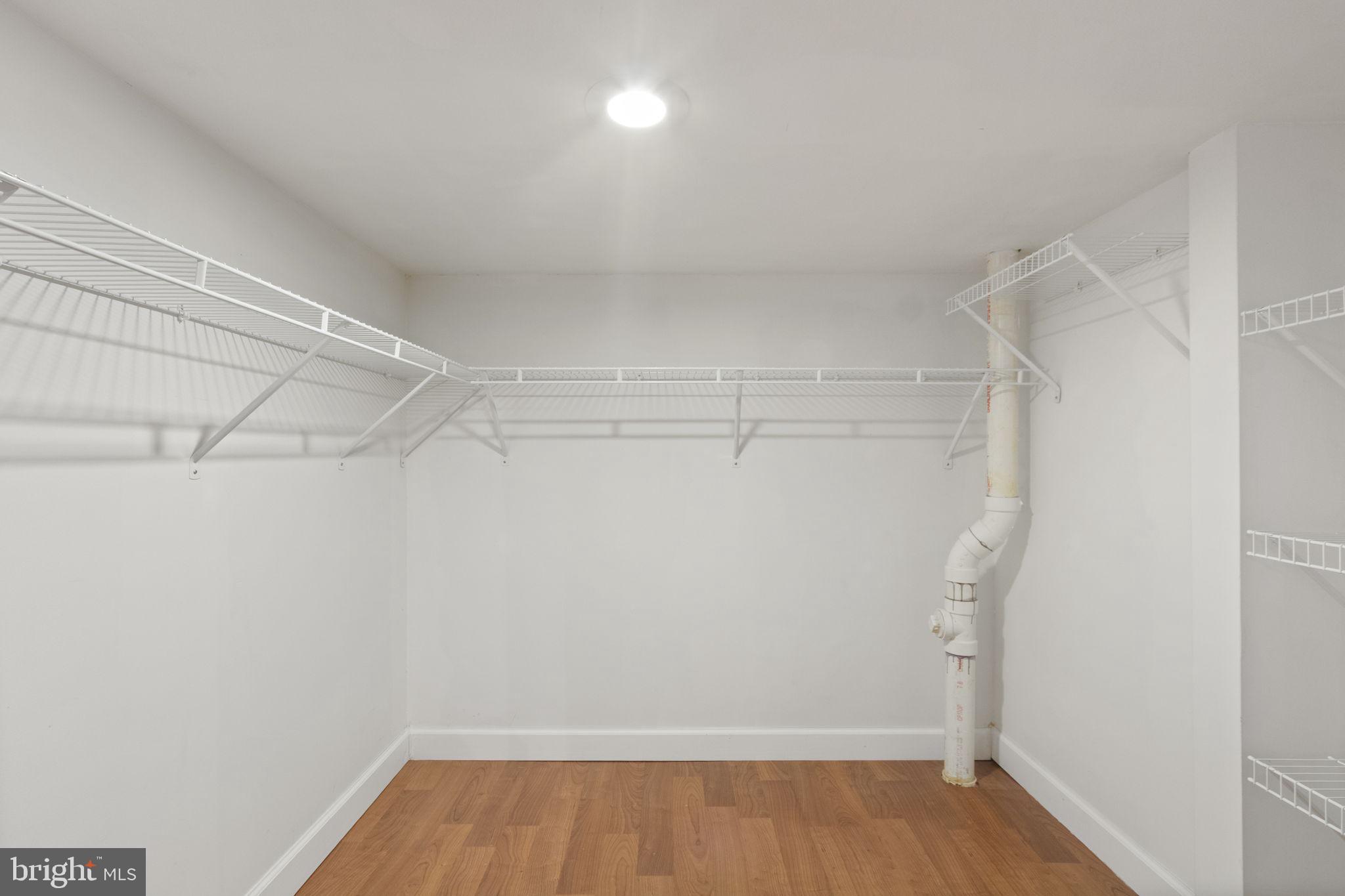 COURTS AT STAFFORD - Residential