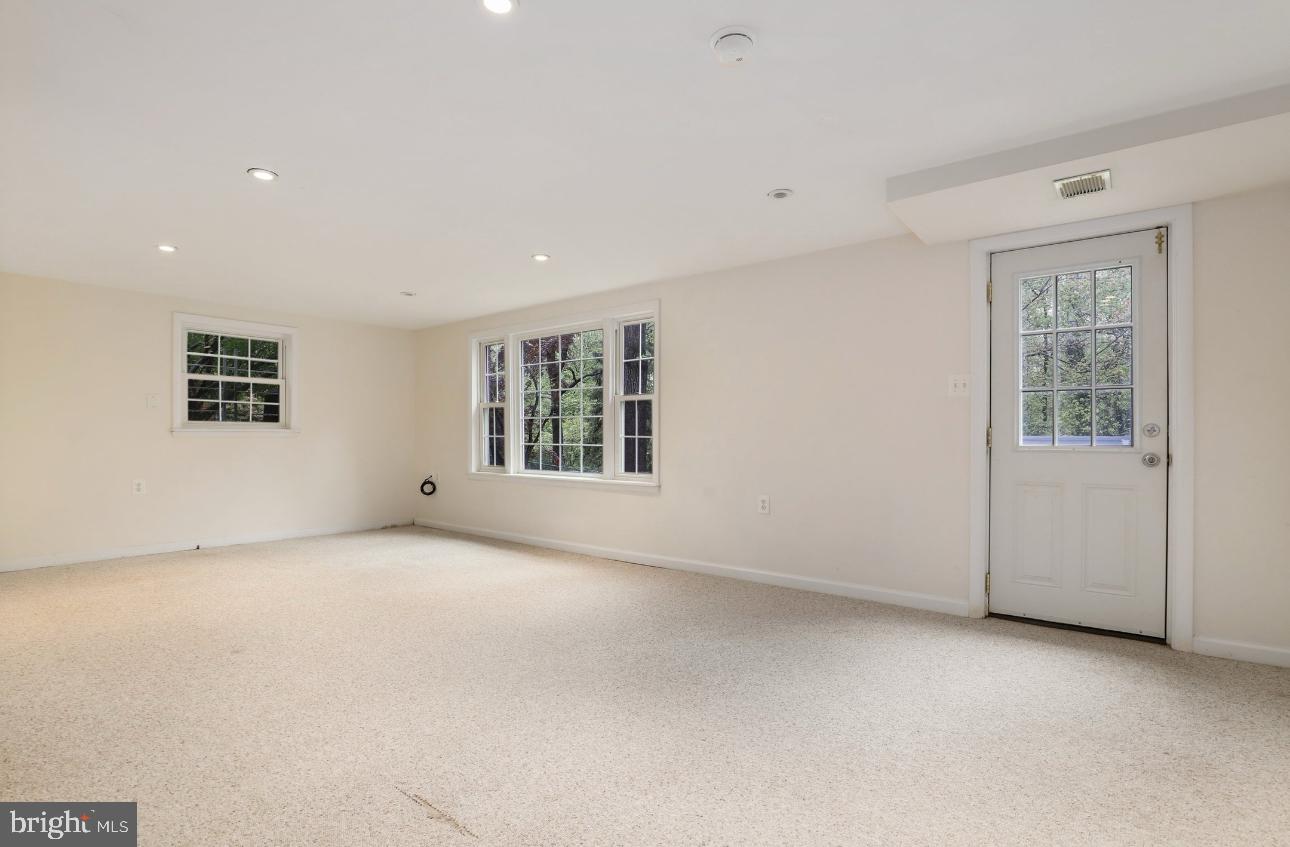 HOMESTEAD ESTATES - Residential