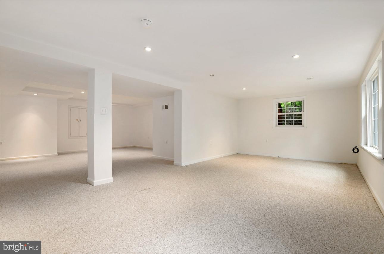 HOMESTEAD ESTATES - Residential