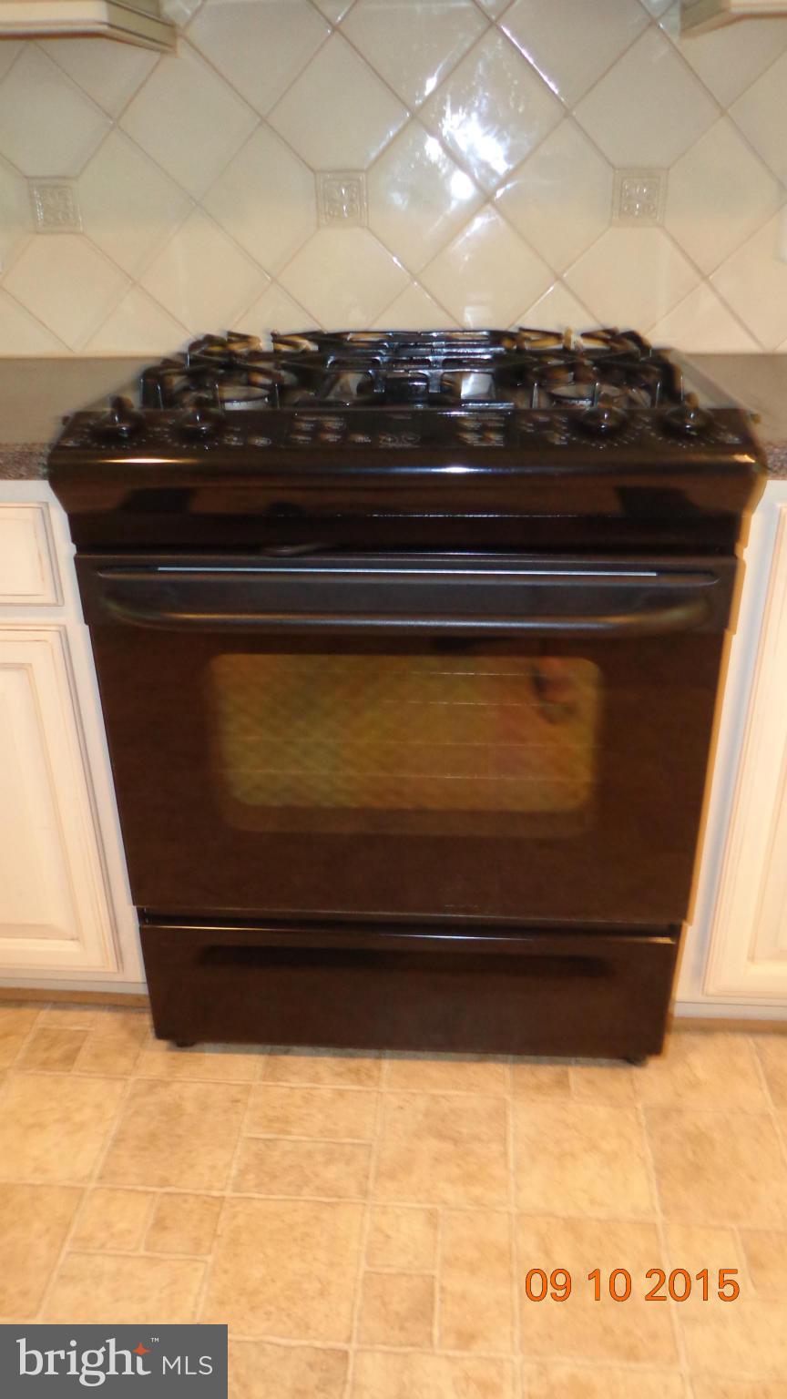 RILLHURST ESTATES - Residential