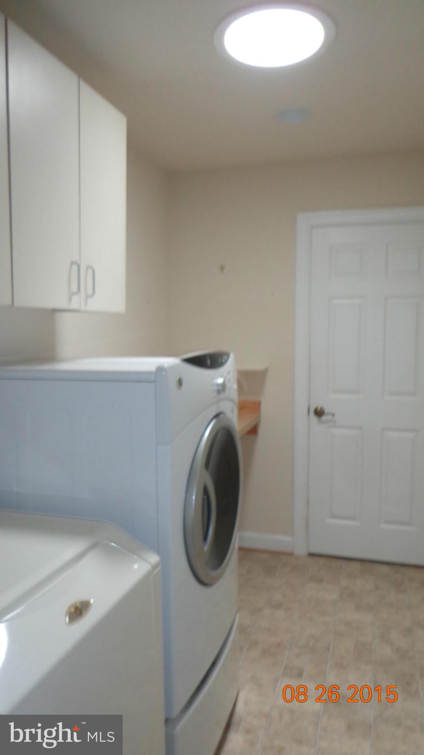 RILLHURST ESTATES - Residential