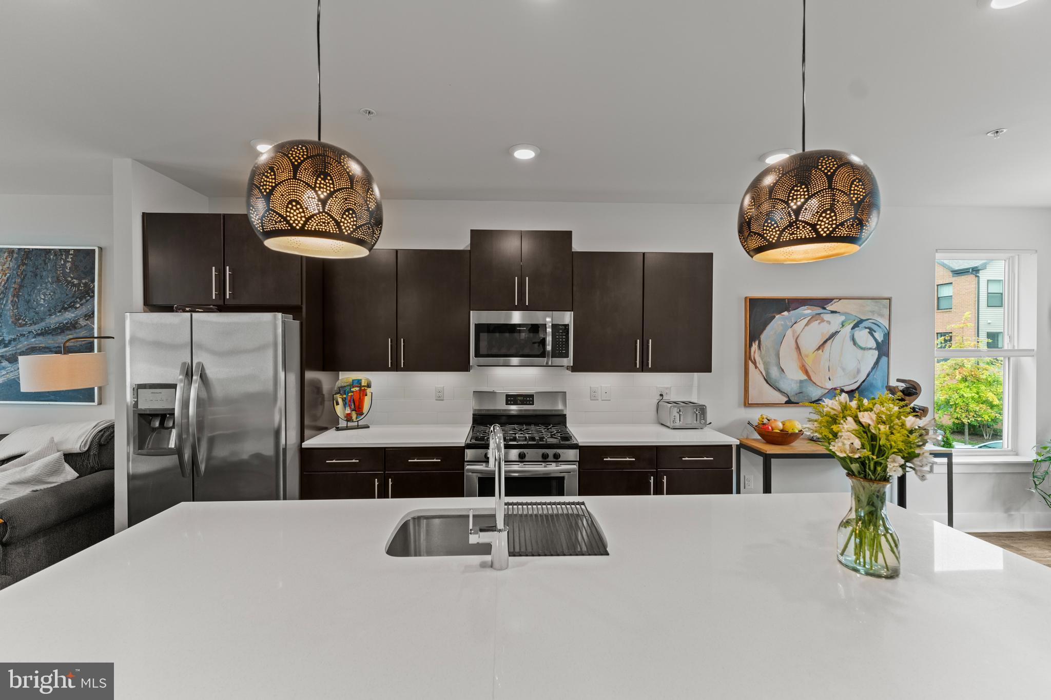 MEDFIELD - Residential