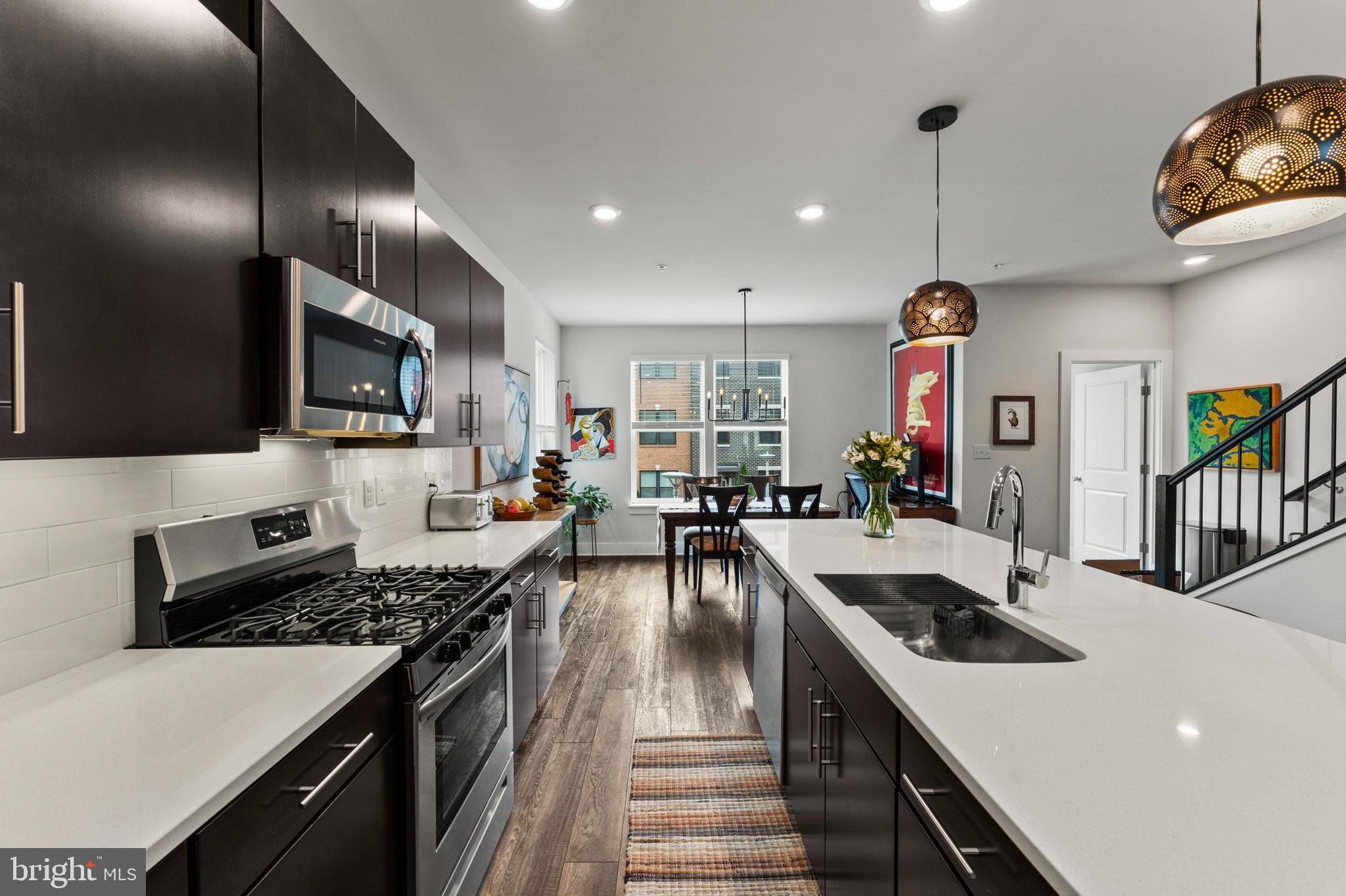 MEDFIELD - Residential