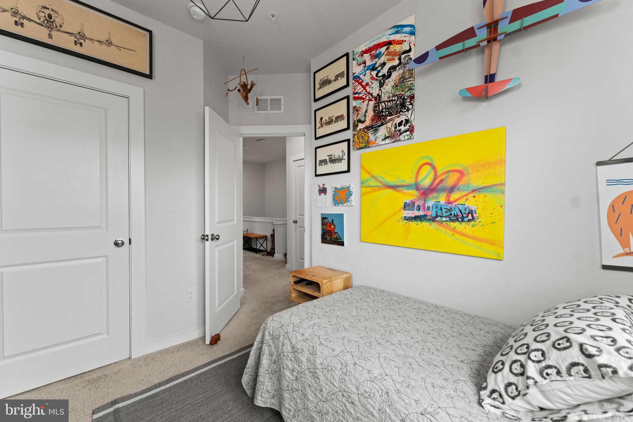 MEDFIELD - Residential