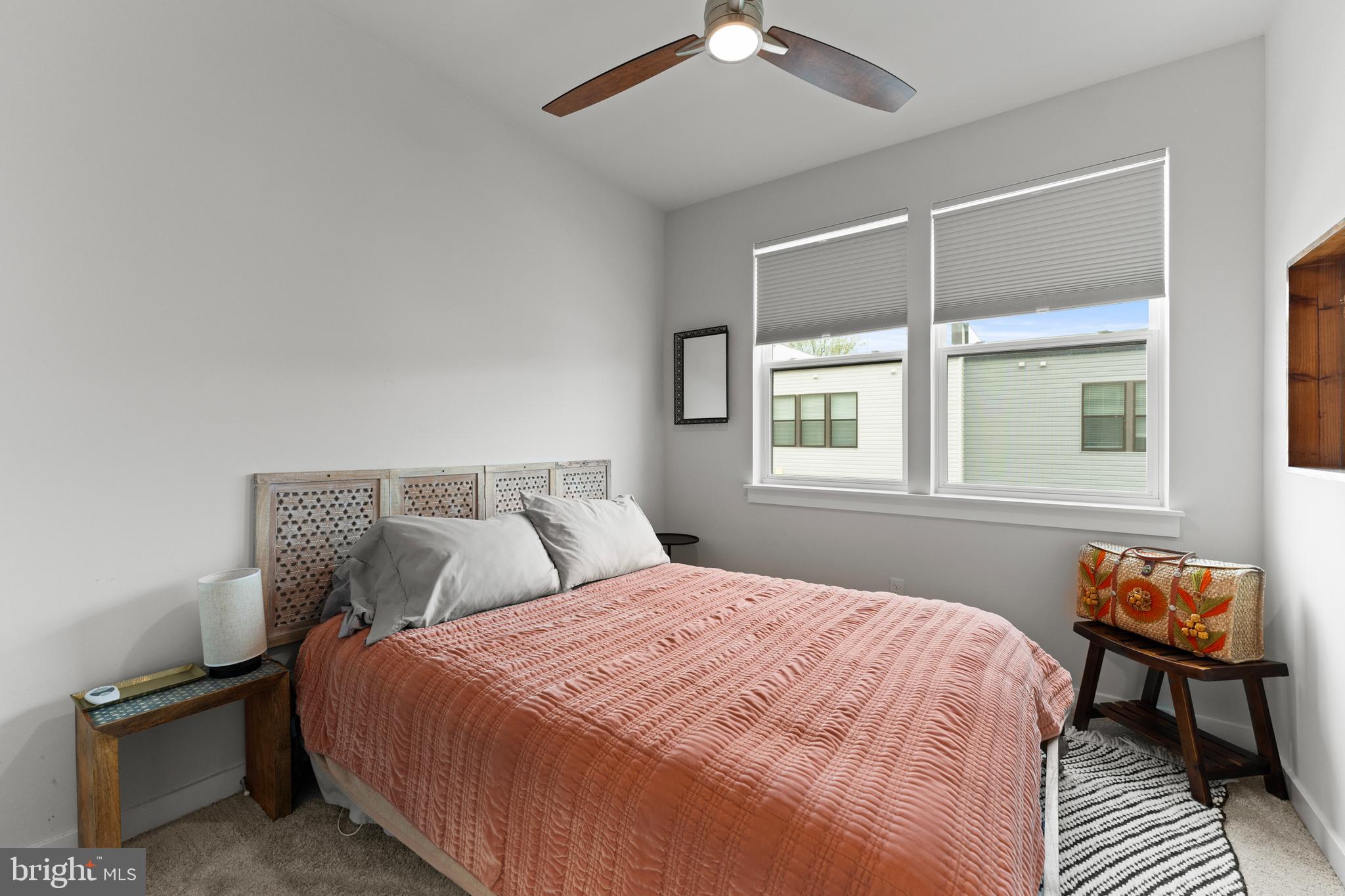 MEDFIELD - Residential