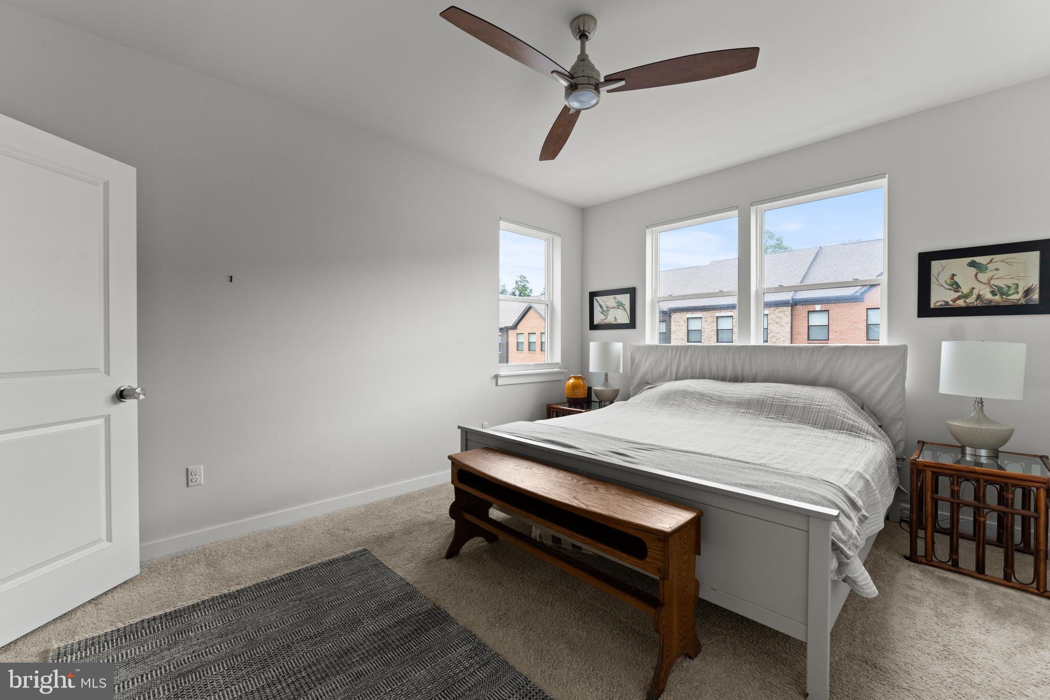 MEDFIELD - Residential