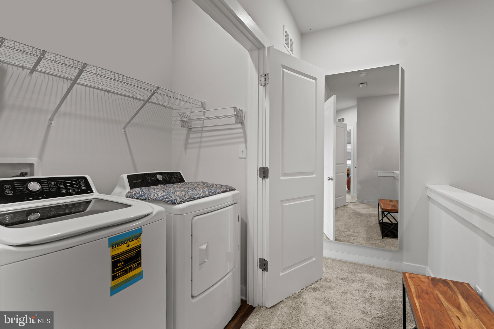 MEDFIELD - Residential