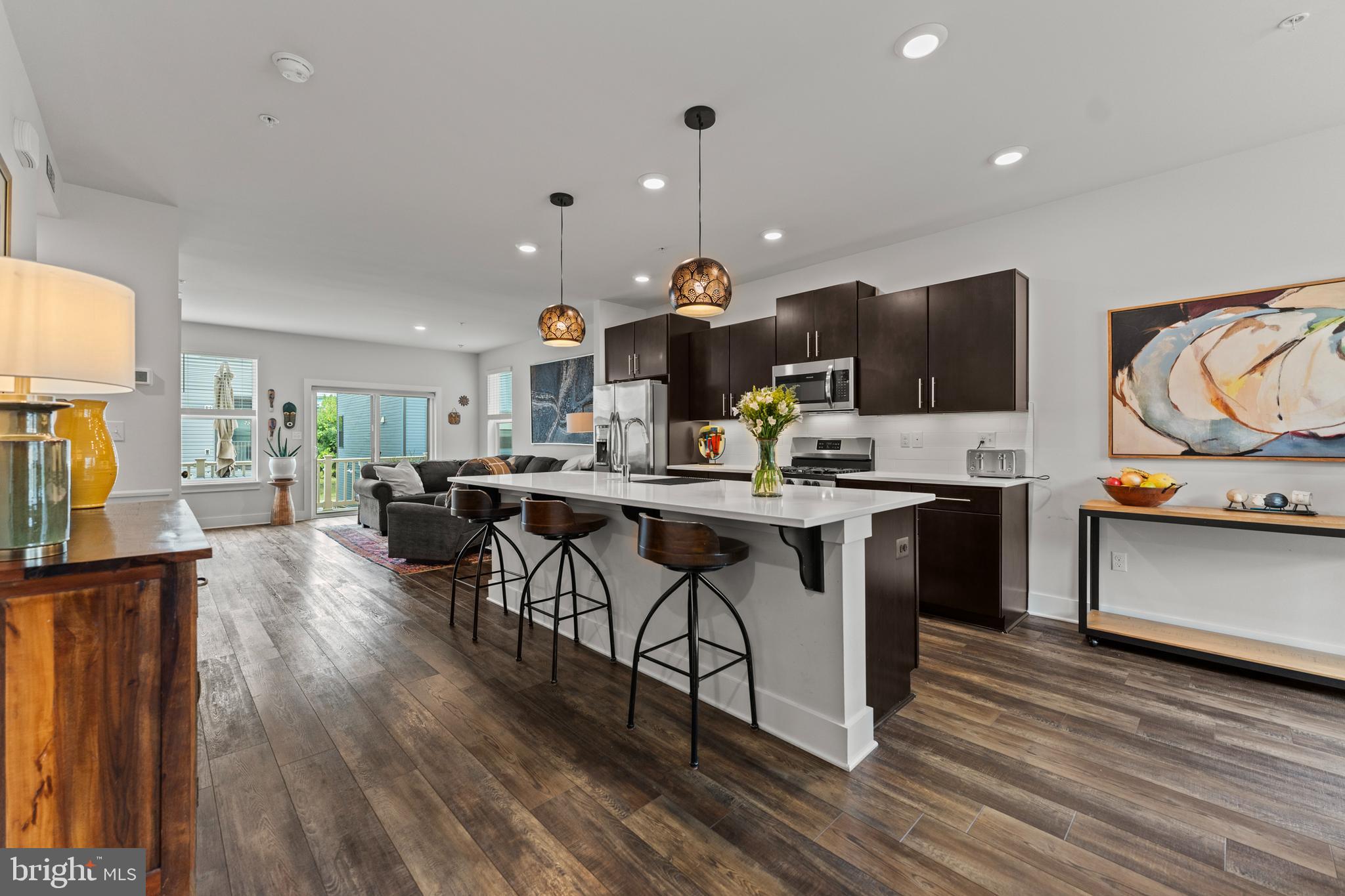 MEDFIELD - Residential