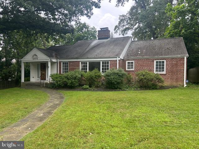 CHEVY CHASE HILLS - Residential