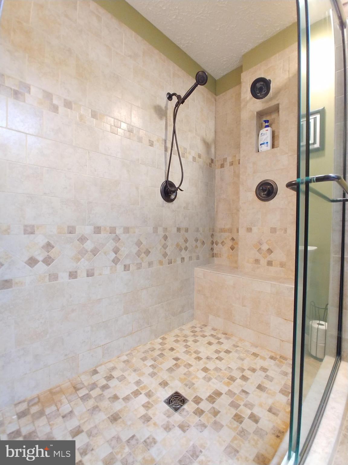 TURNERS FIELD - Residential