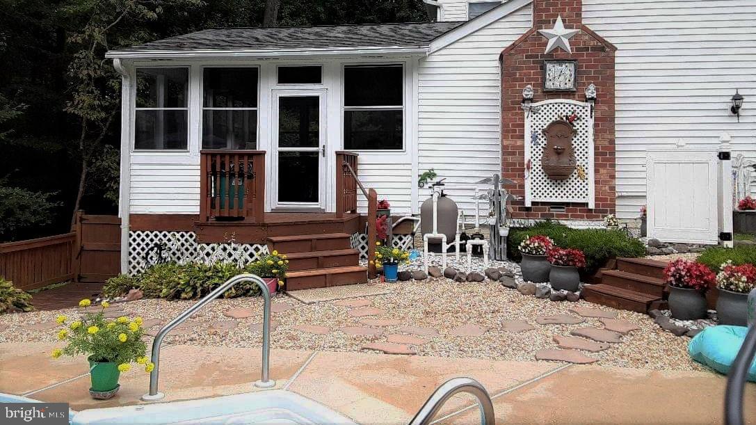 TURNERS FIELD - Residential