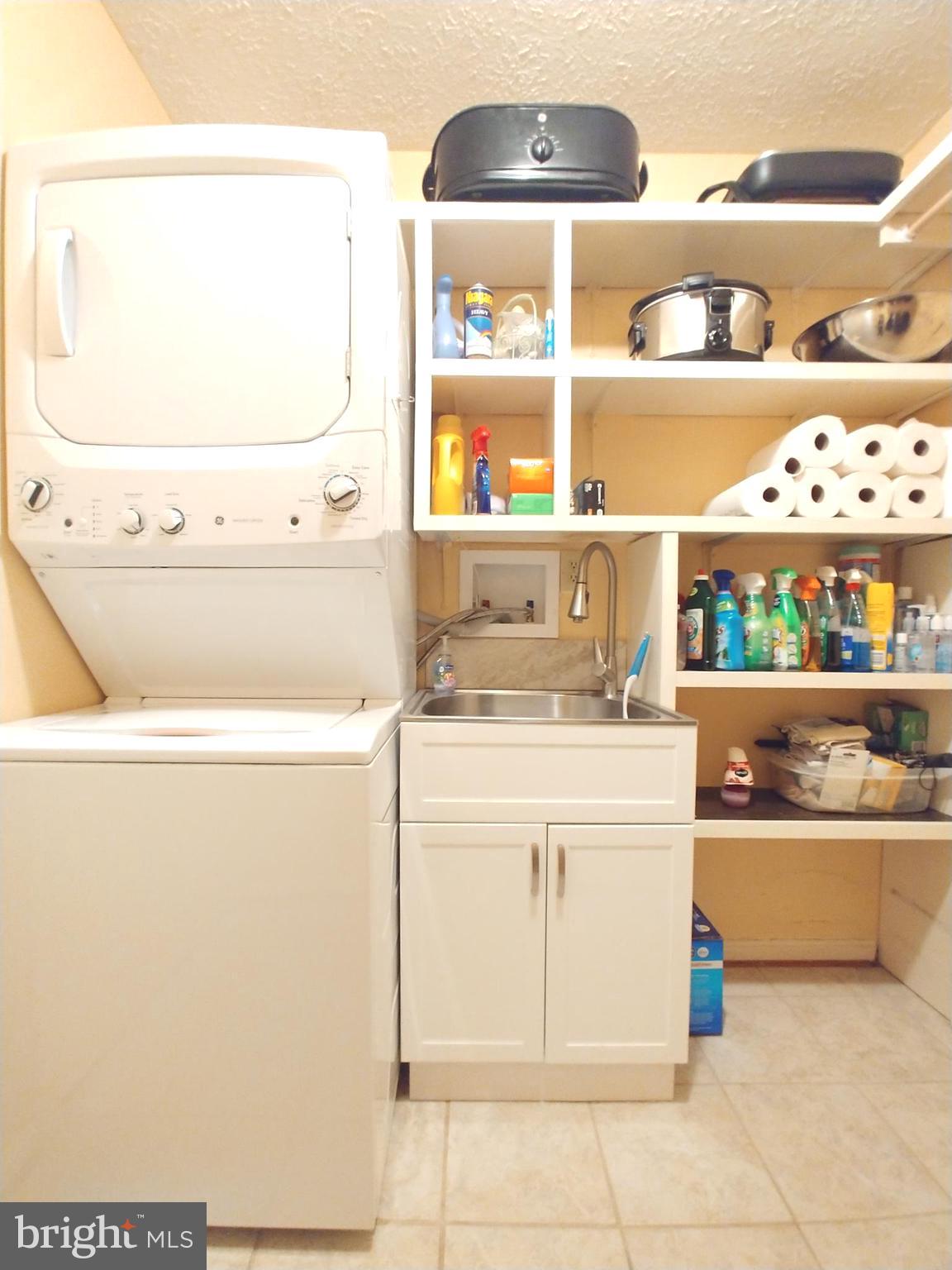 TURNERS FIELD - Residential