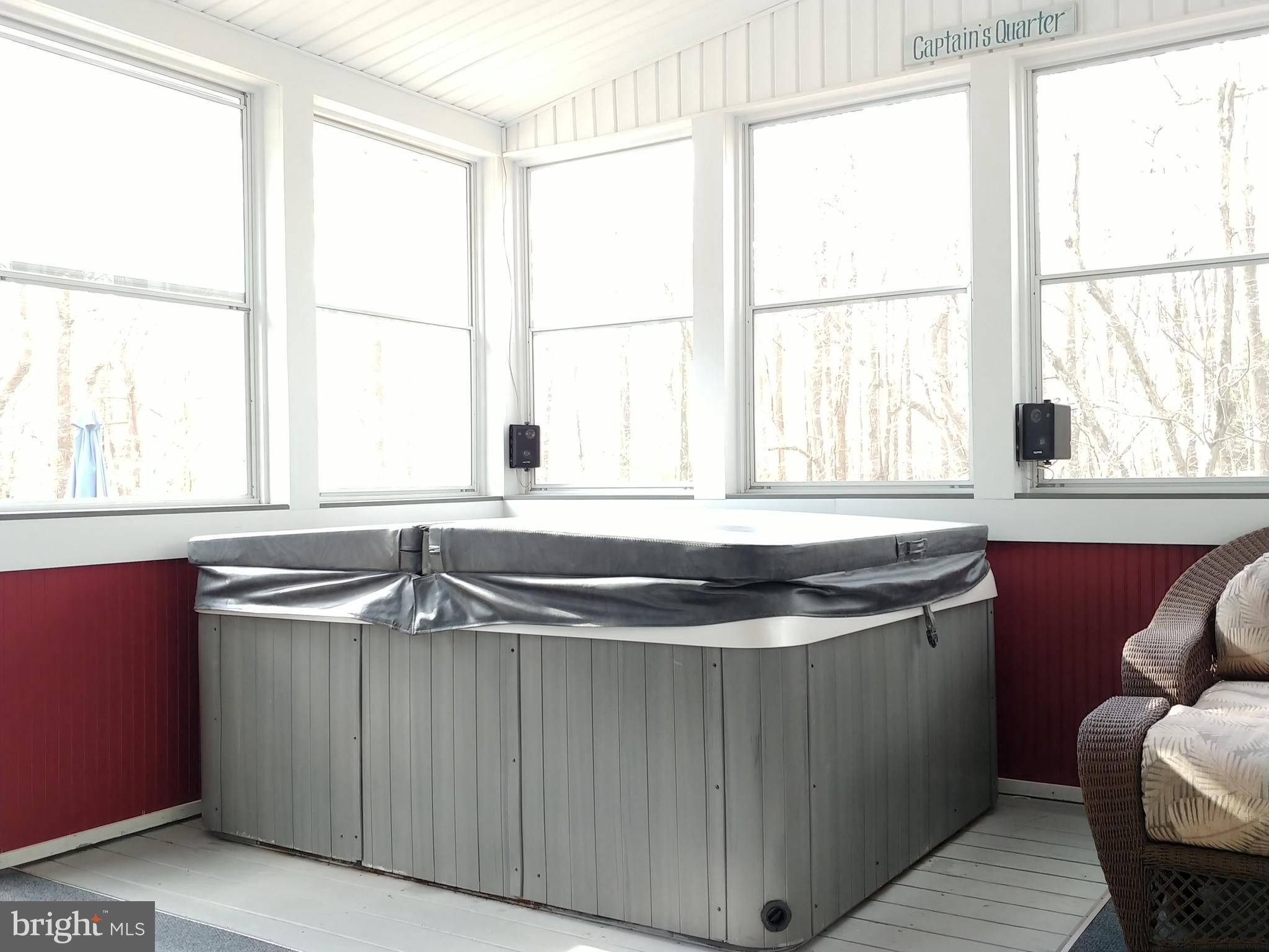 TURNERS FIELD - Residential