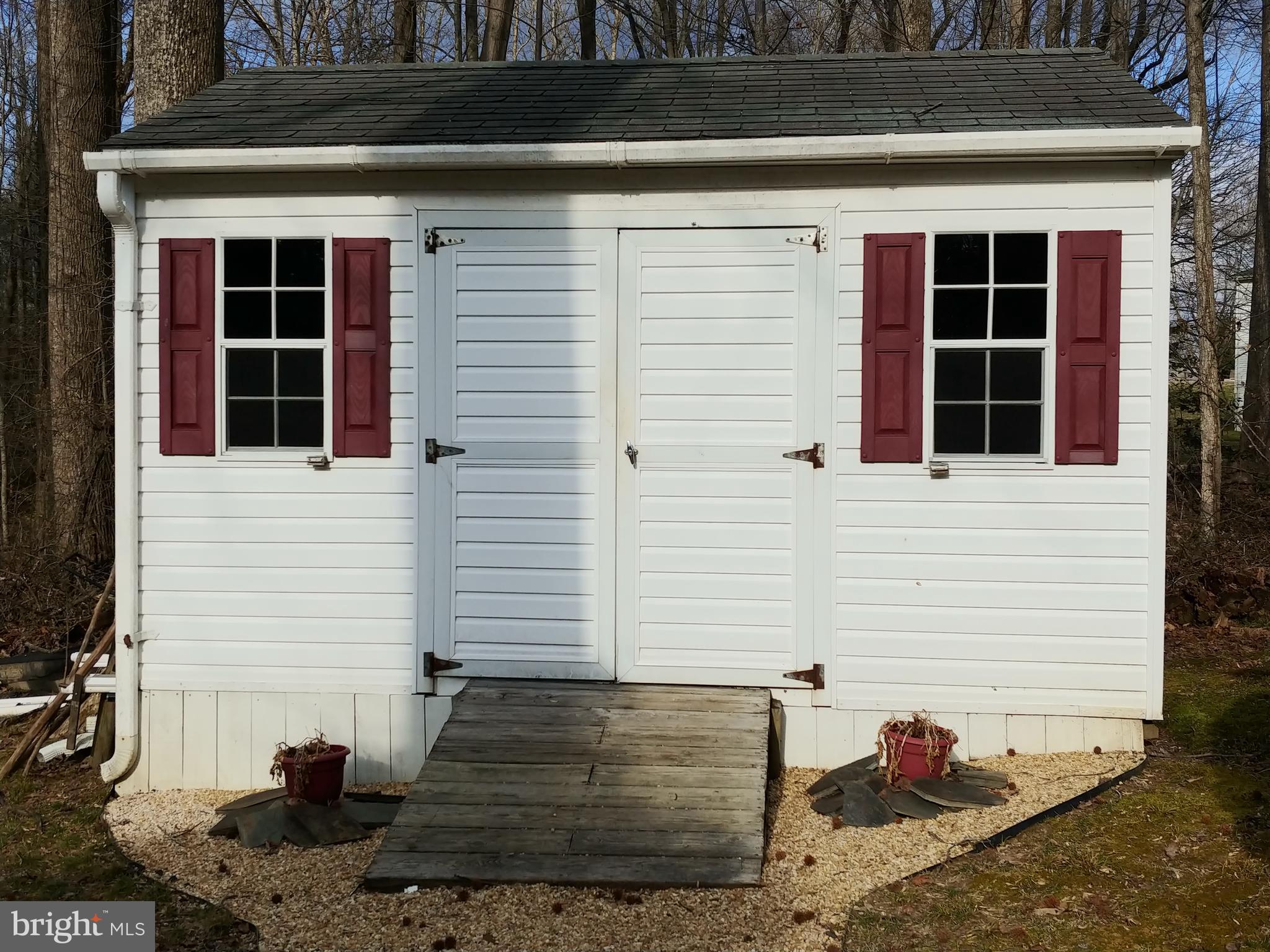 TURNERS FIELD - Residential