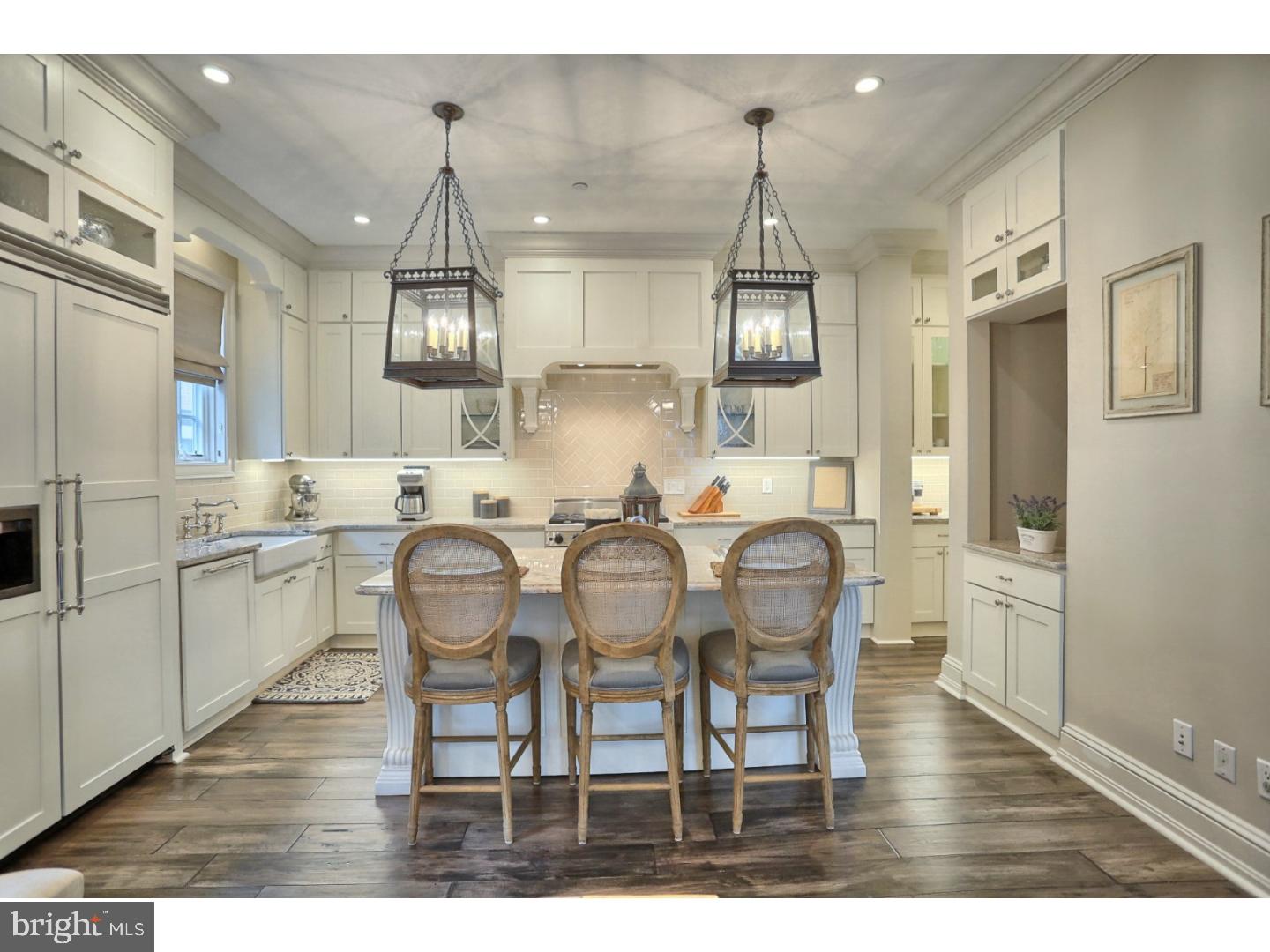 SOCIETY HILL - Residential