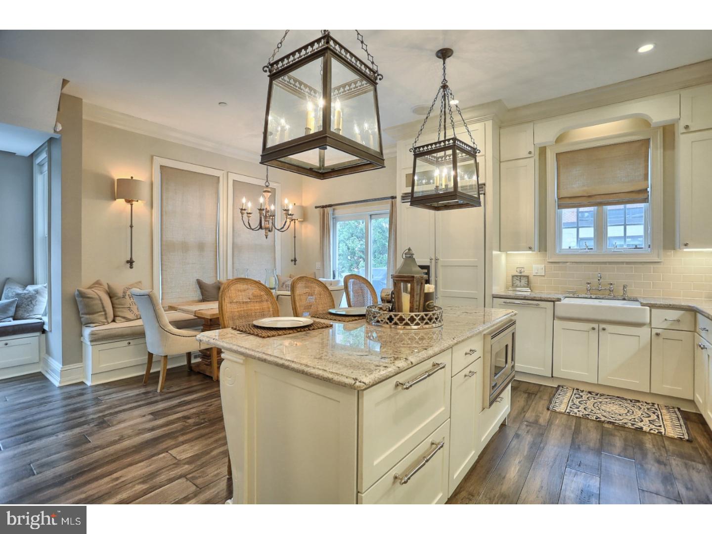 SOCIETY HILL - Residential