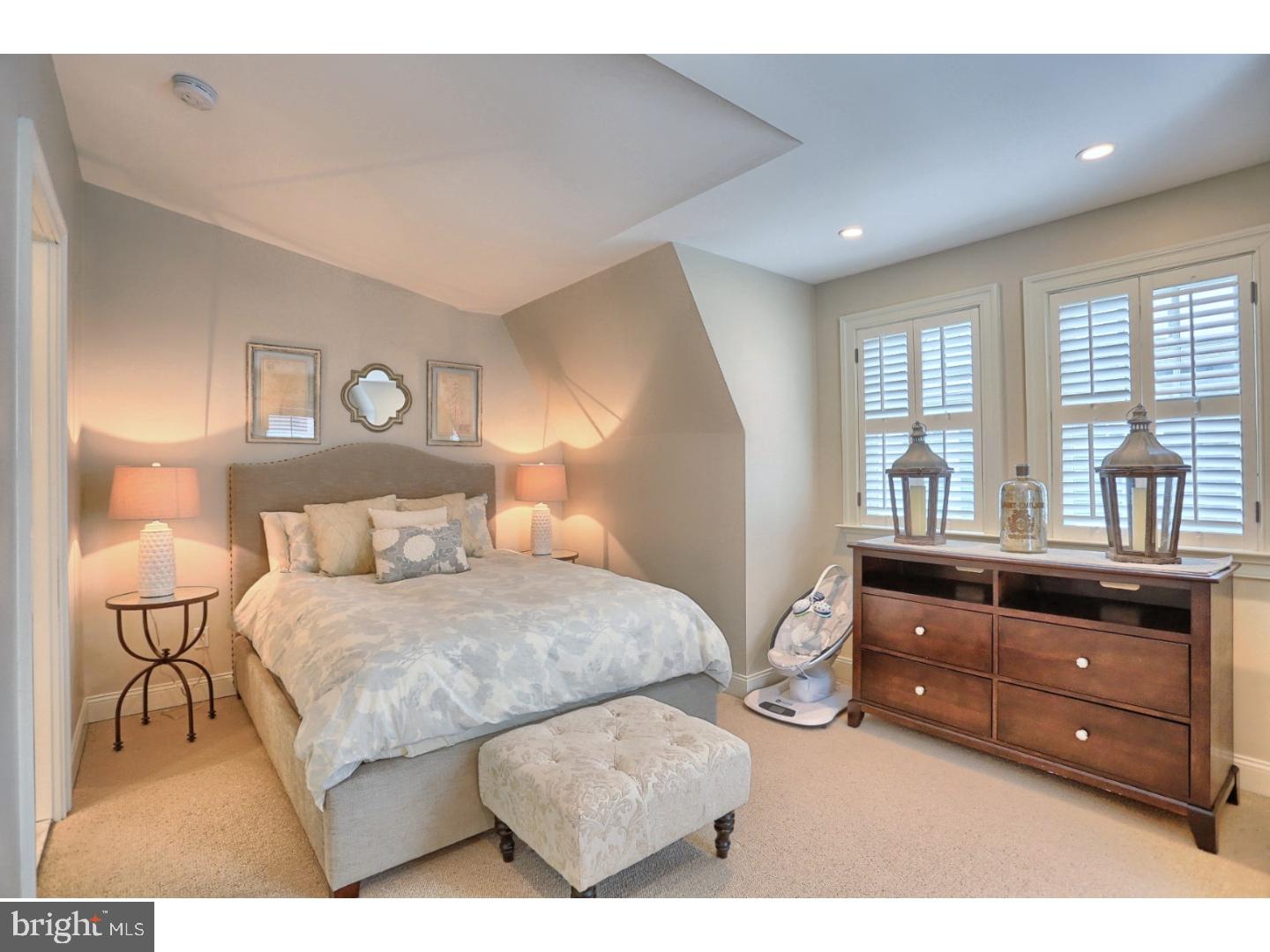 SOCIETY HILL - Residential