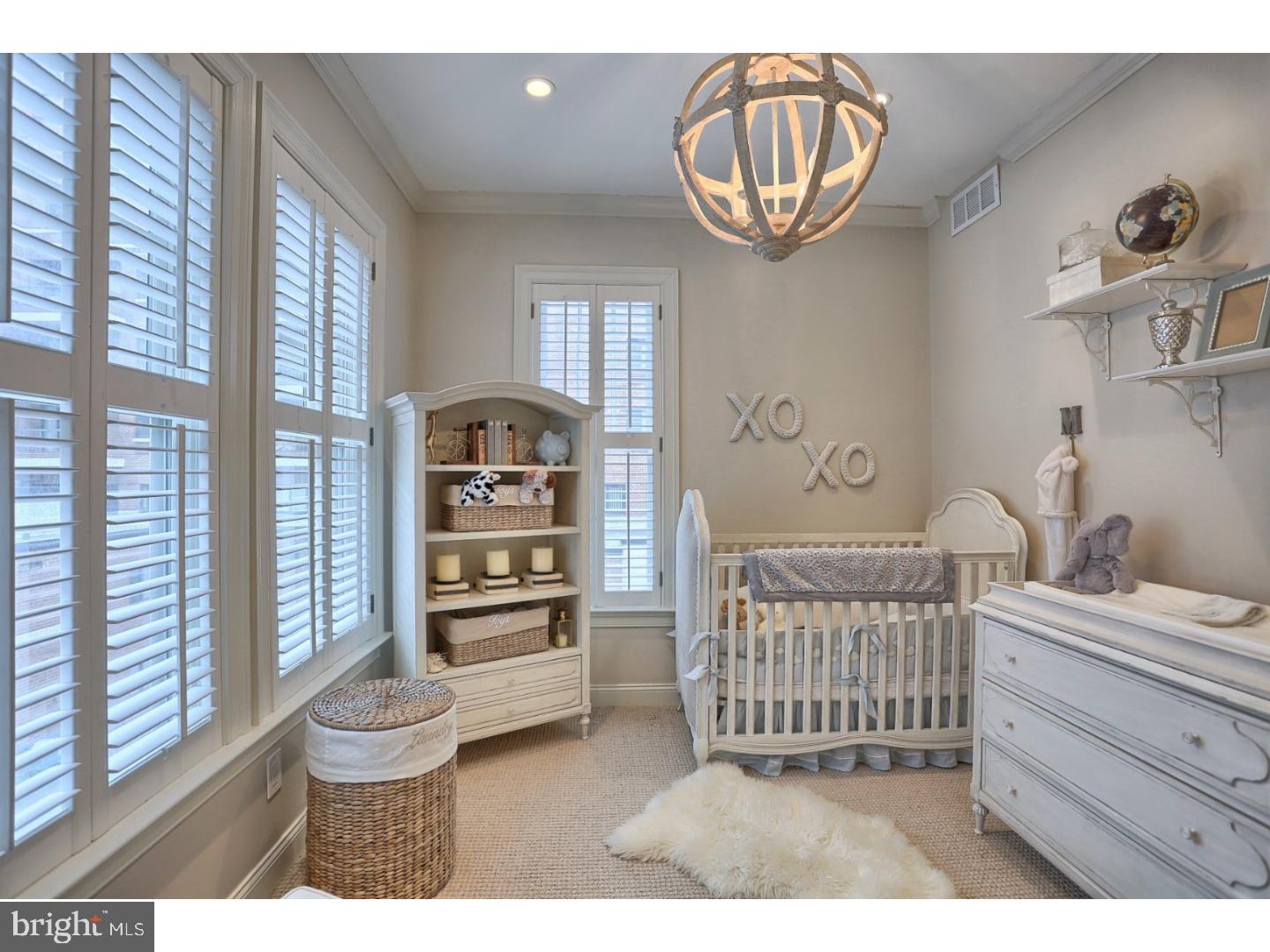 SOCIETY HILL - Residential