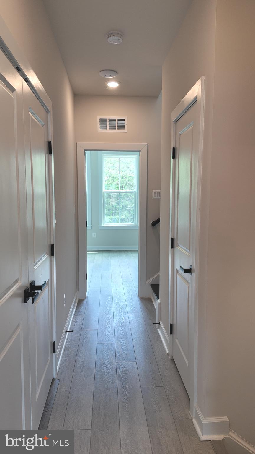 WOODLAND PARK - Residential Lease