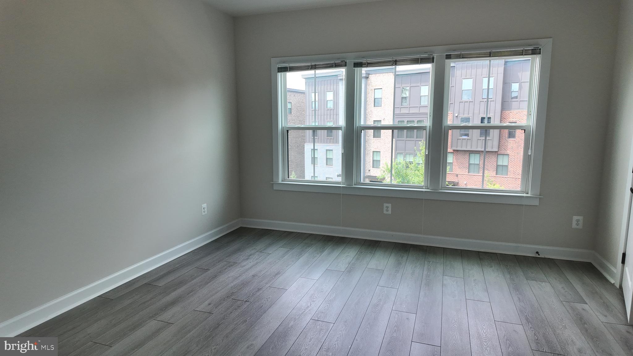 WOODLAND PARK - Residential Lease