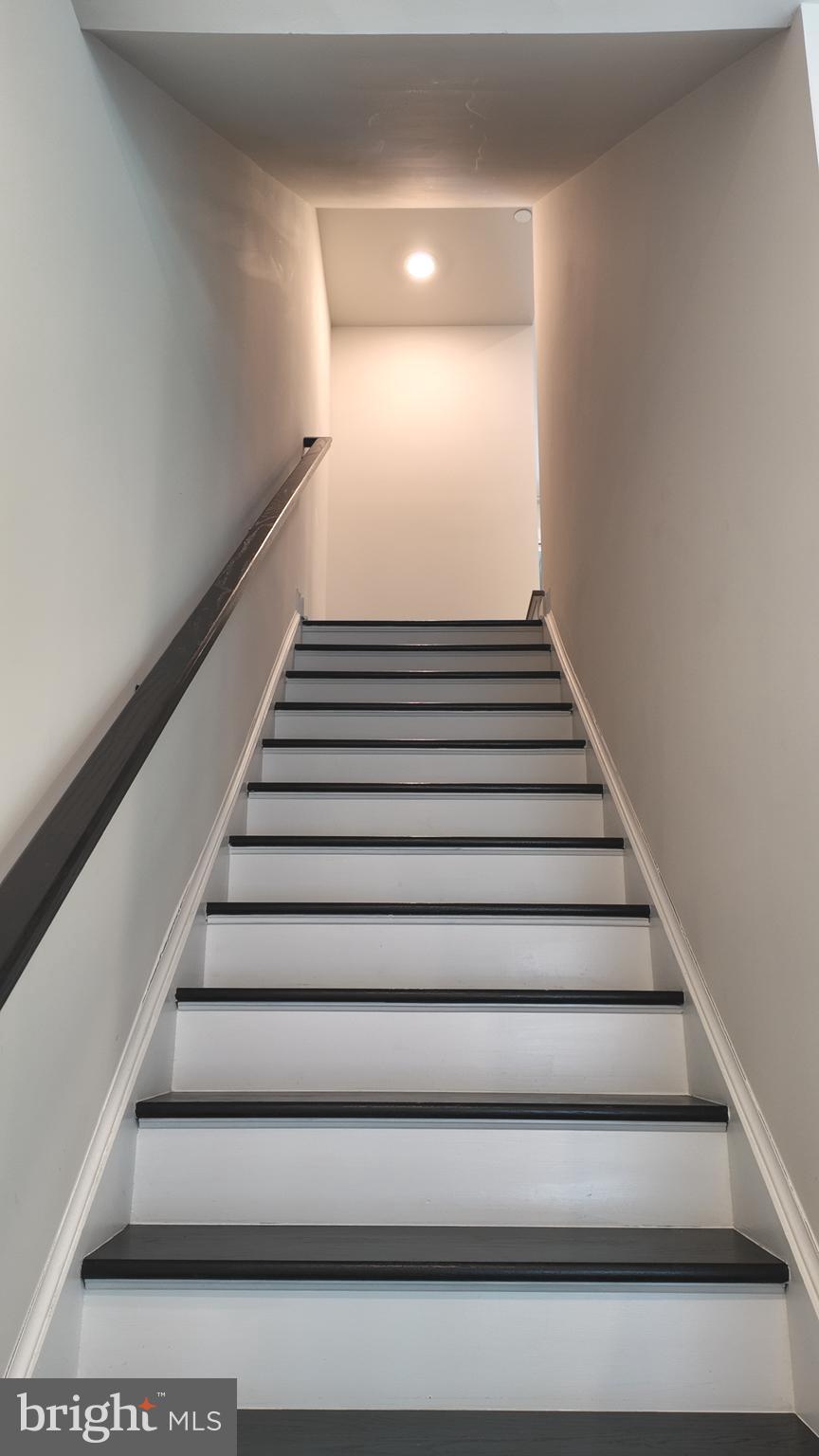 WOODLAND PARK - Residential Lease